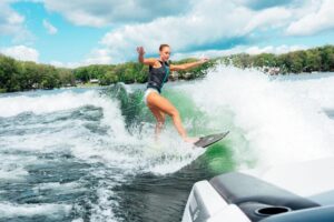 Read more about the article How to Wake Surf: A Beginner’s Guide to Riding the Wake Like a Pro