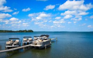 Read more about the article Great Ways to Use a Pontoon Boat