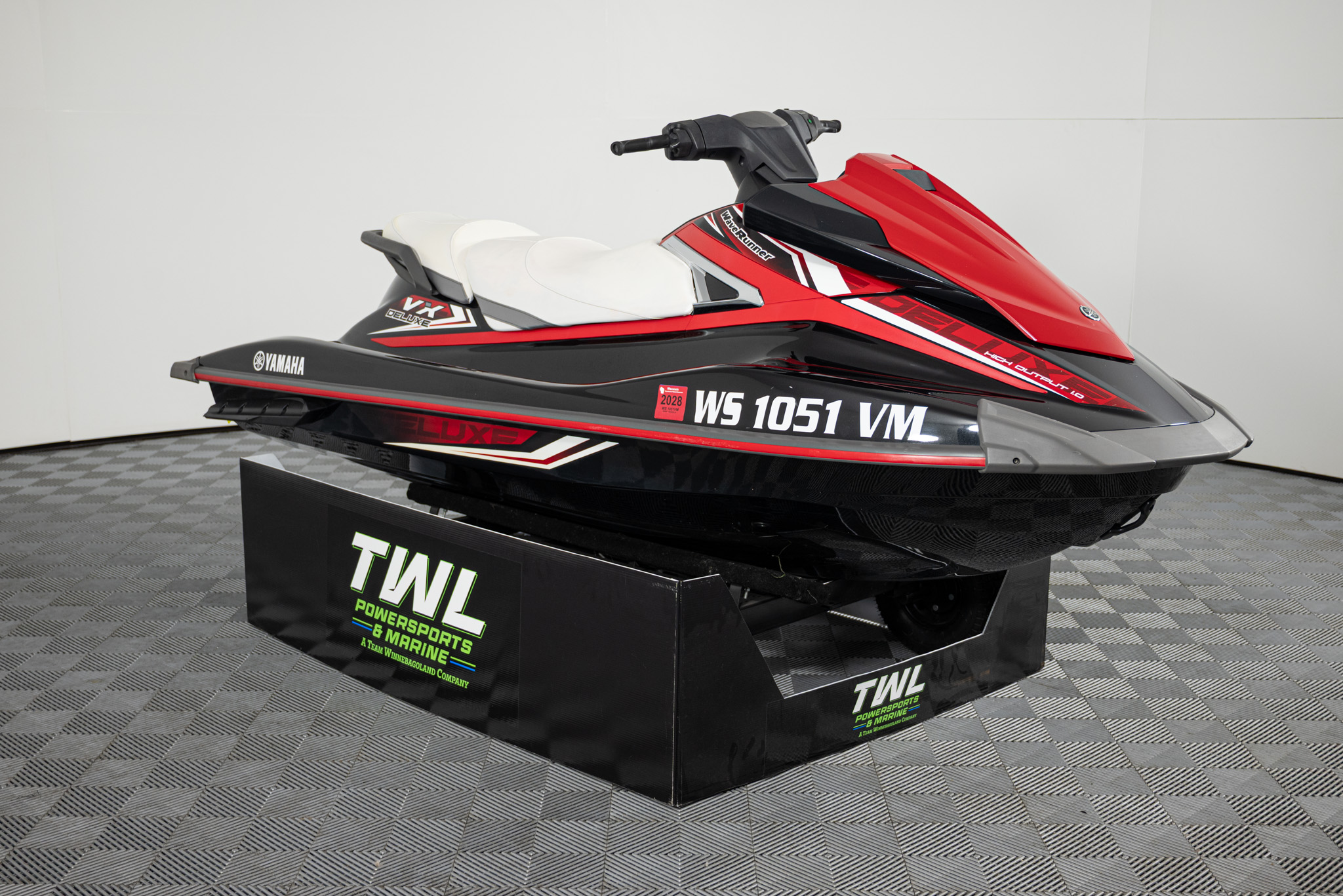 2016 Yamaha VX Deluxe WATERCRAFT