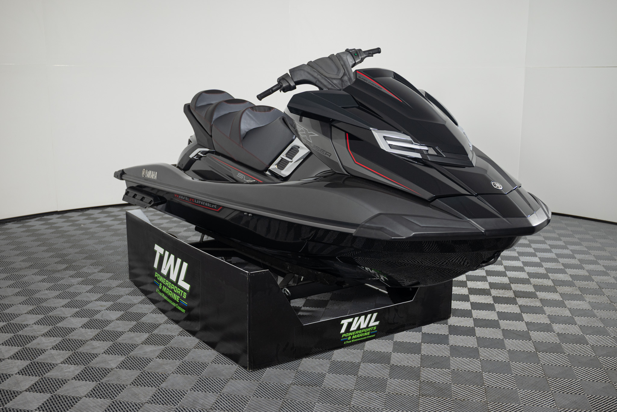 2018 Yamaha Waverunner FX Cruiser SVHO WATERCRAFT