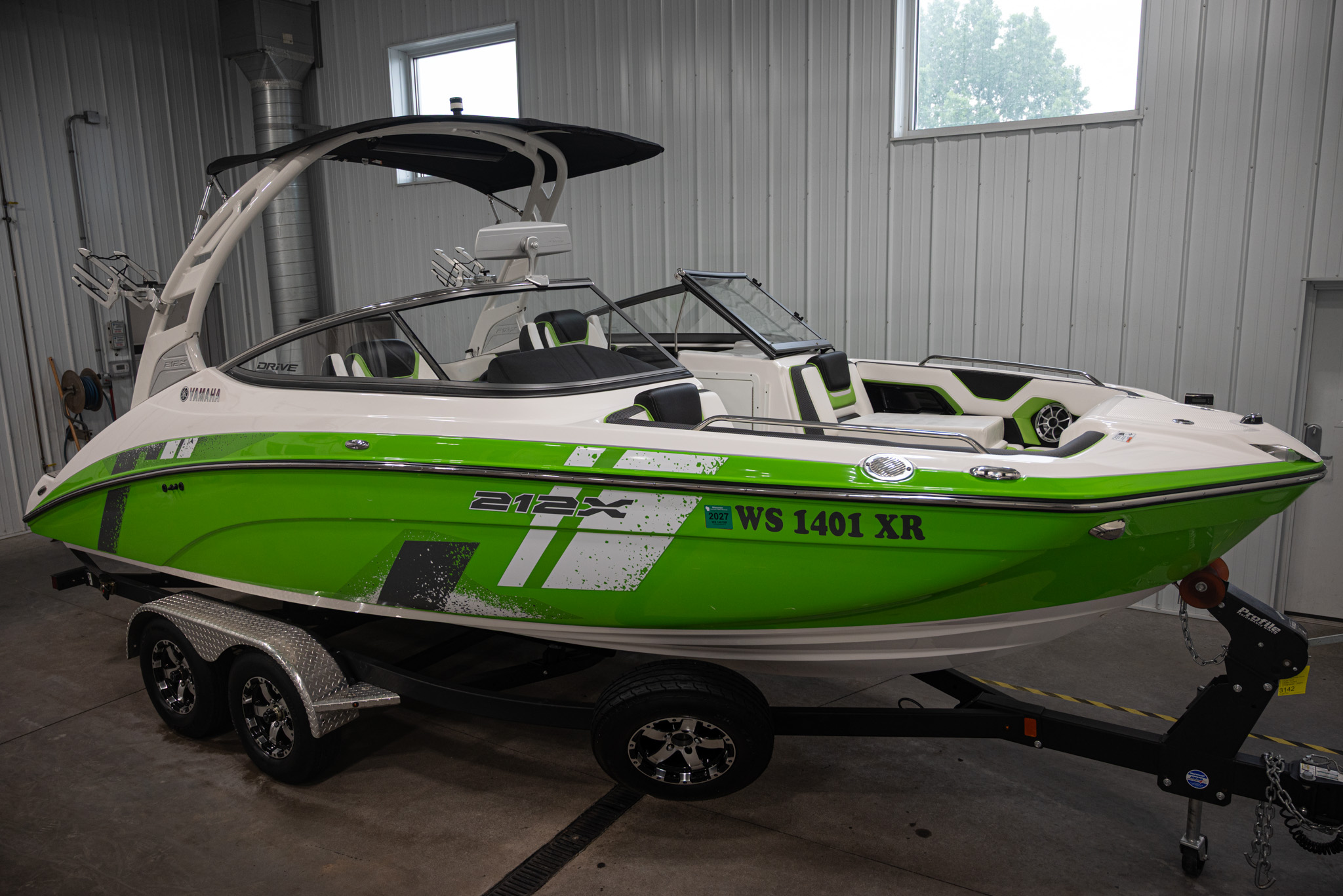 2021 Yamaha Boats 212XD BOAT