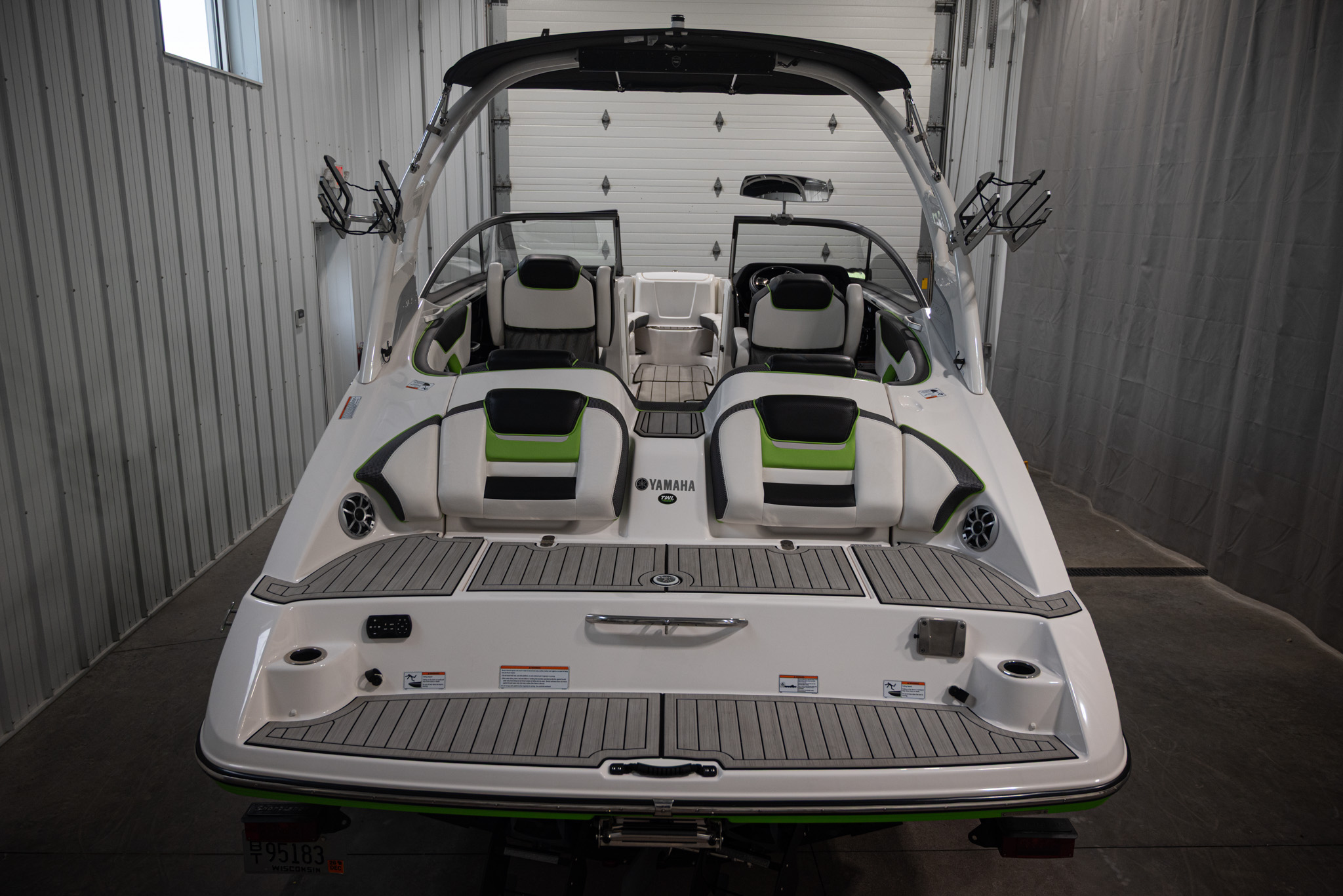 2021 Yamaha Boats 212XD BOAT