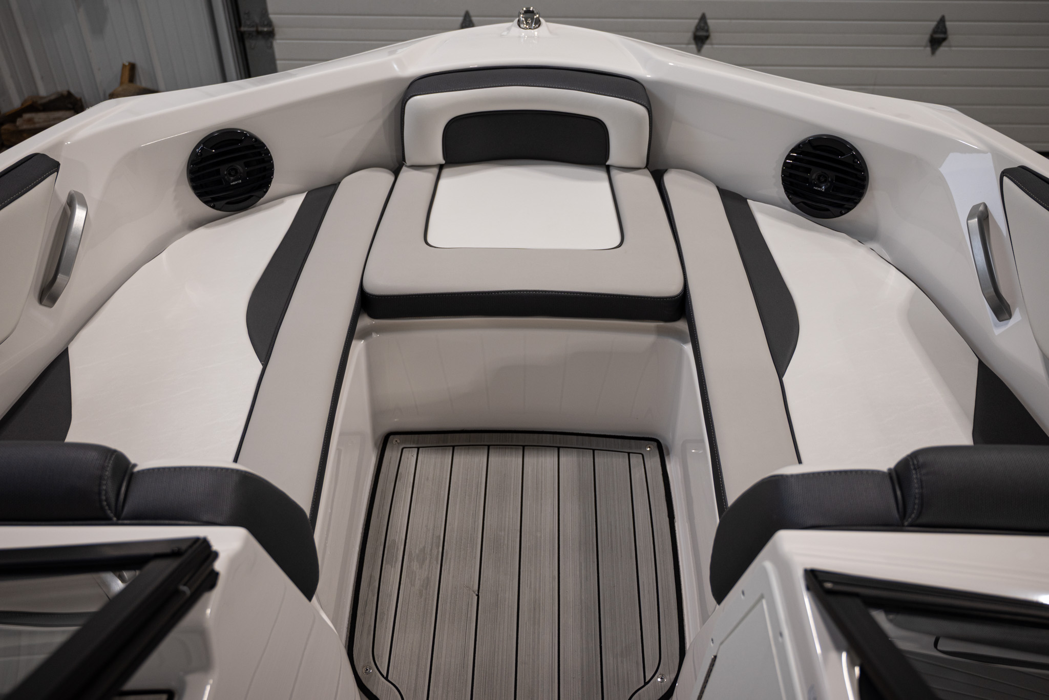 2024 Yamaha Boats 195S BOAT