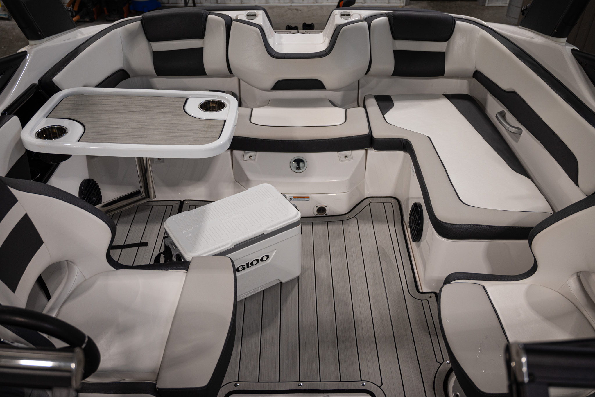 2024 Yamaha Boats 195S BOAT