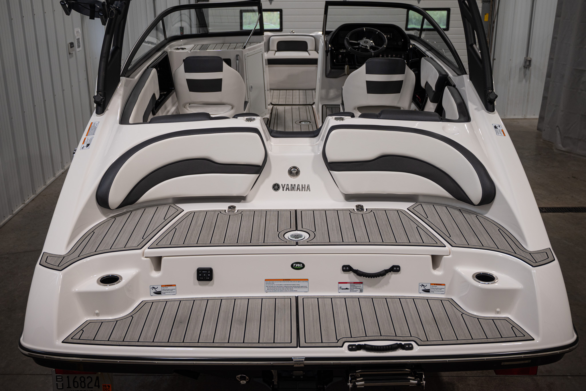 2024 Yamaha Boats 195S BOAT
