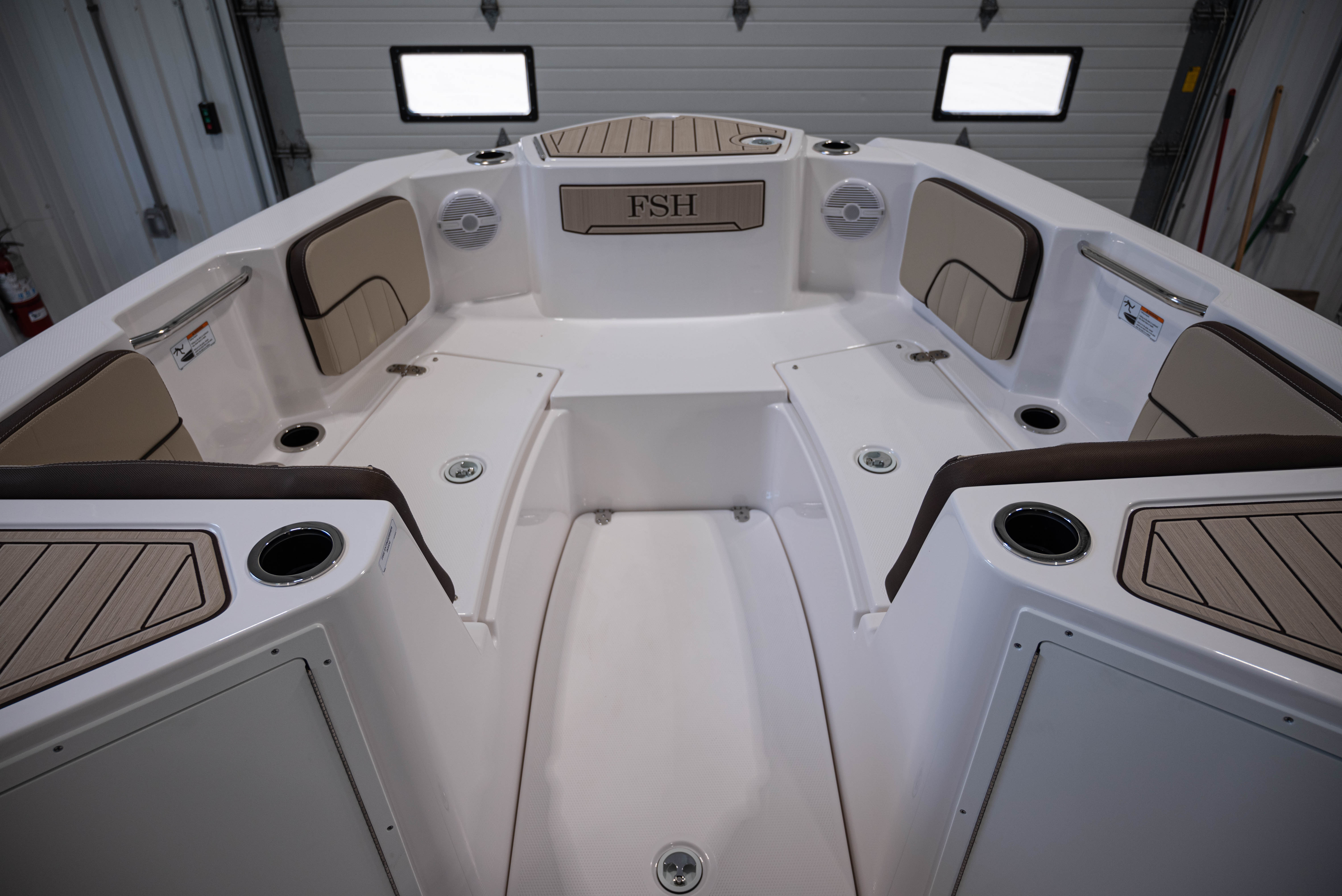 2025 Yamaha Boats 222 FSH Sport BOAT