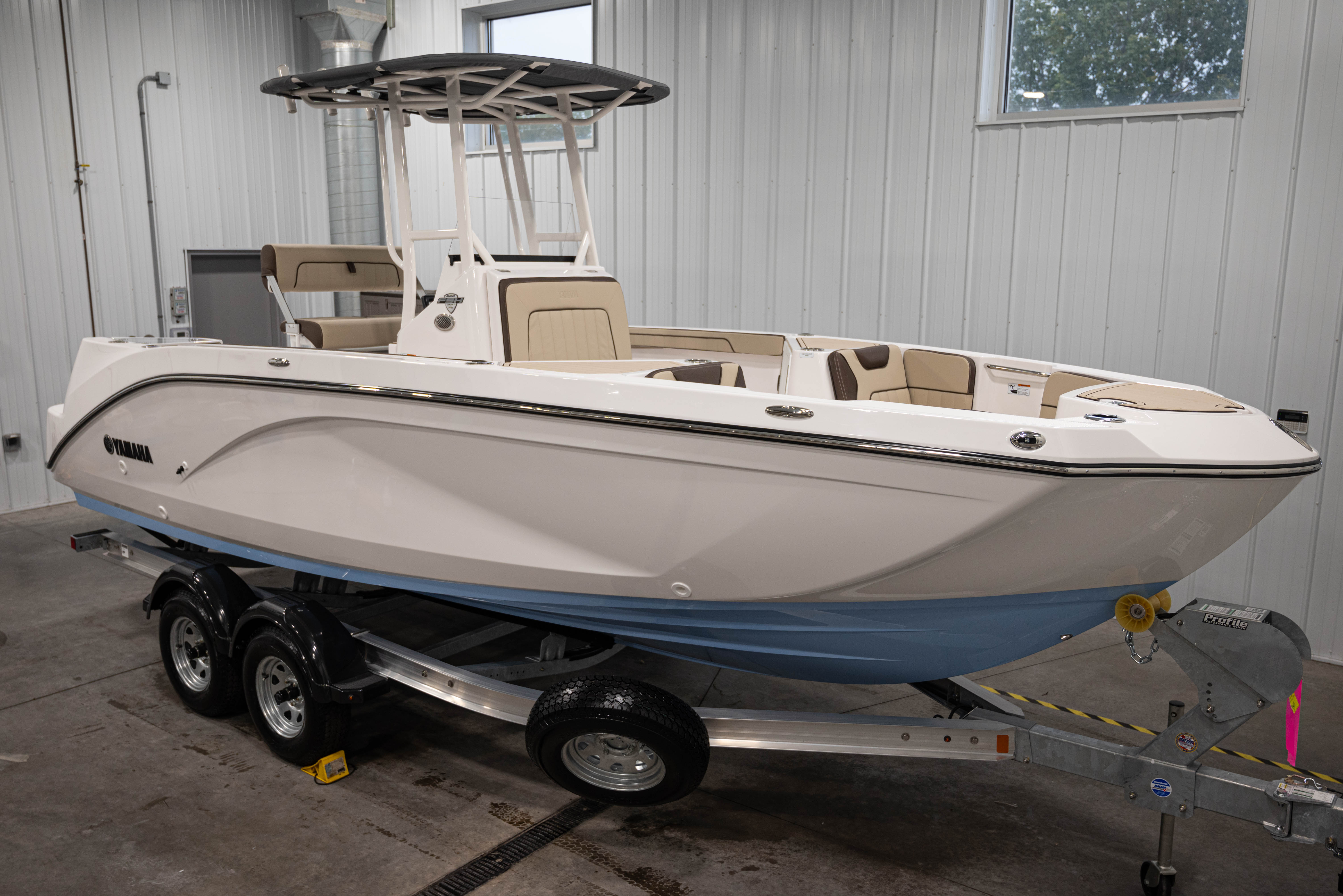 2025 Yamaha Boats 222 FSH Sport BOAT