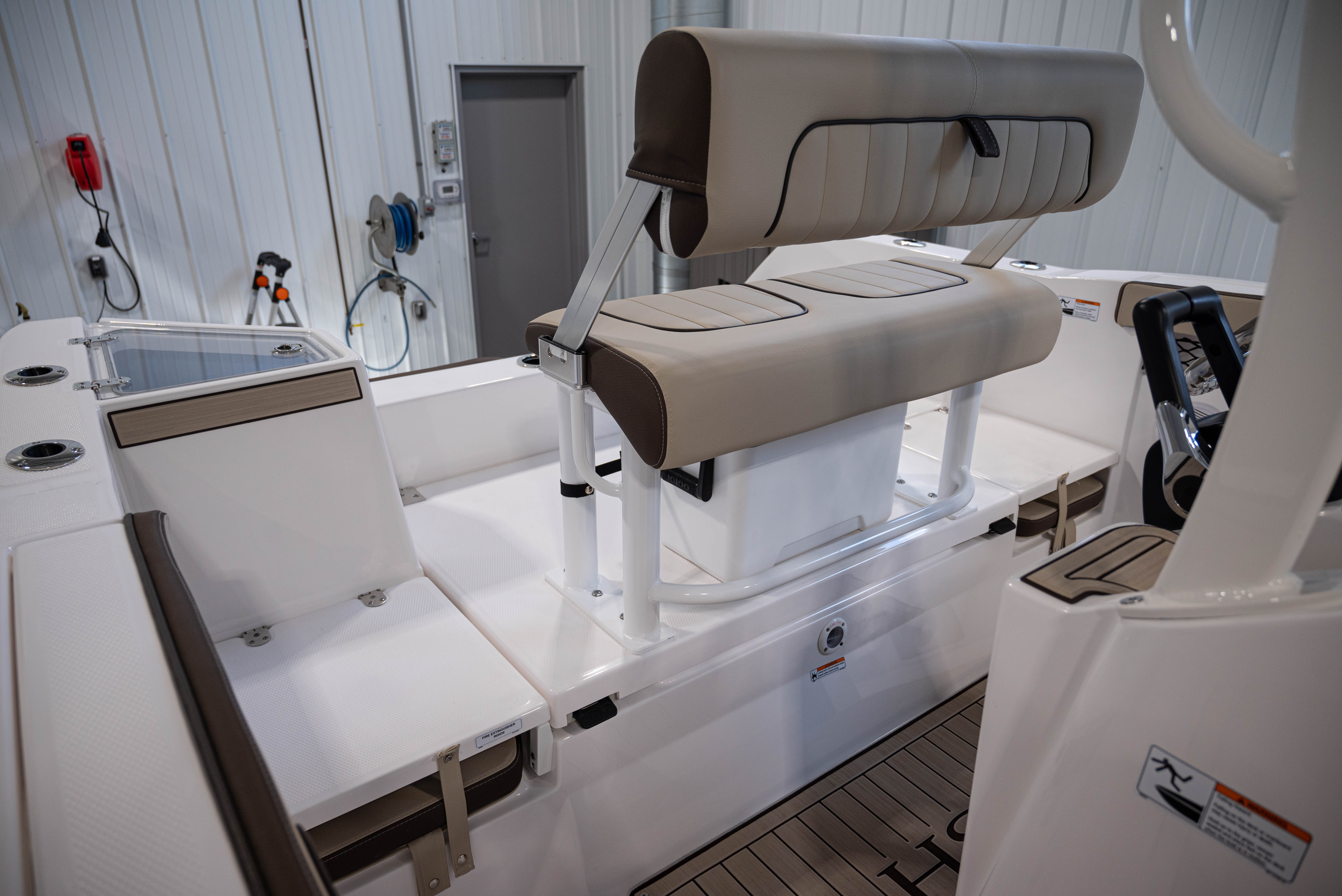 2025 Yamaha Boats 222 FSH Sport BOAT