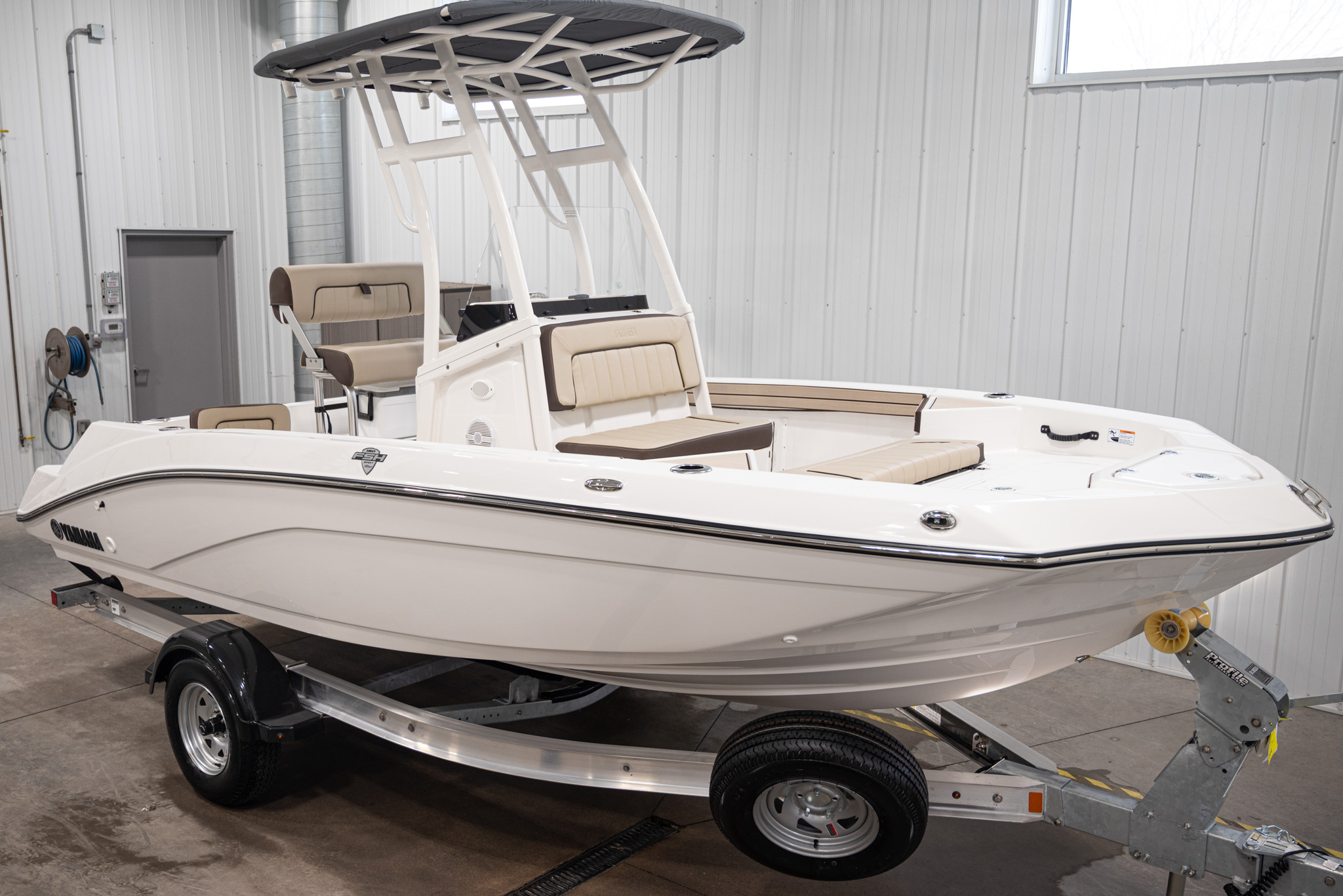 2026 Yamaha Boats 190 FSH Sport BOAT