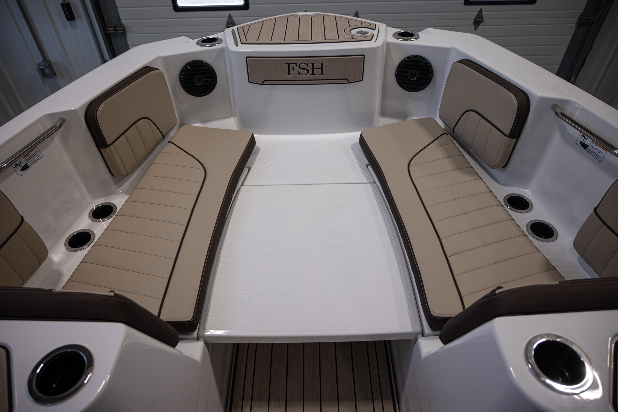 2026 Yamaha Boats 222 FSH Sport E BOAT