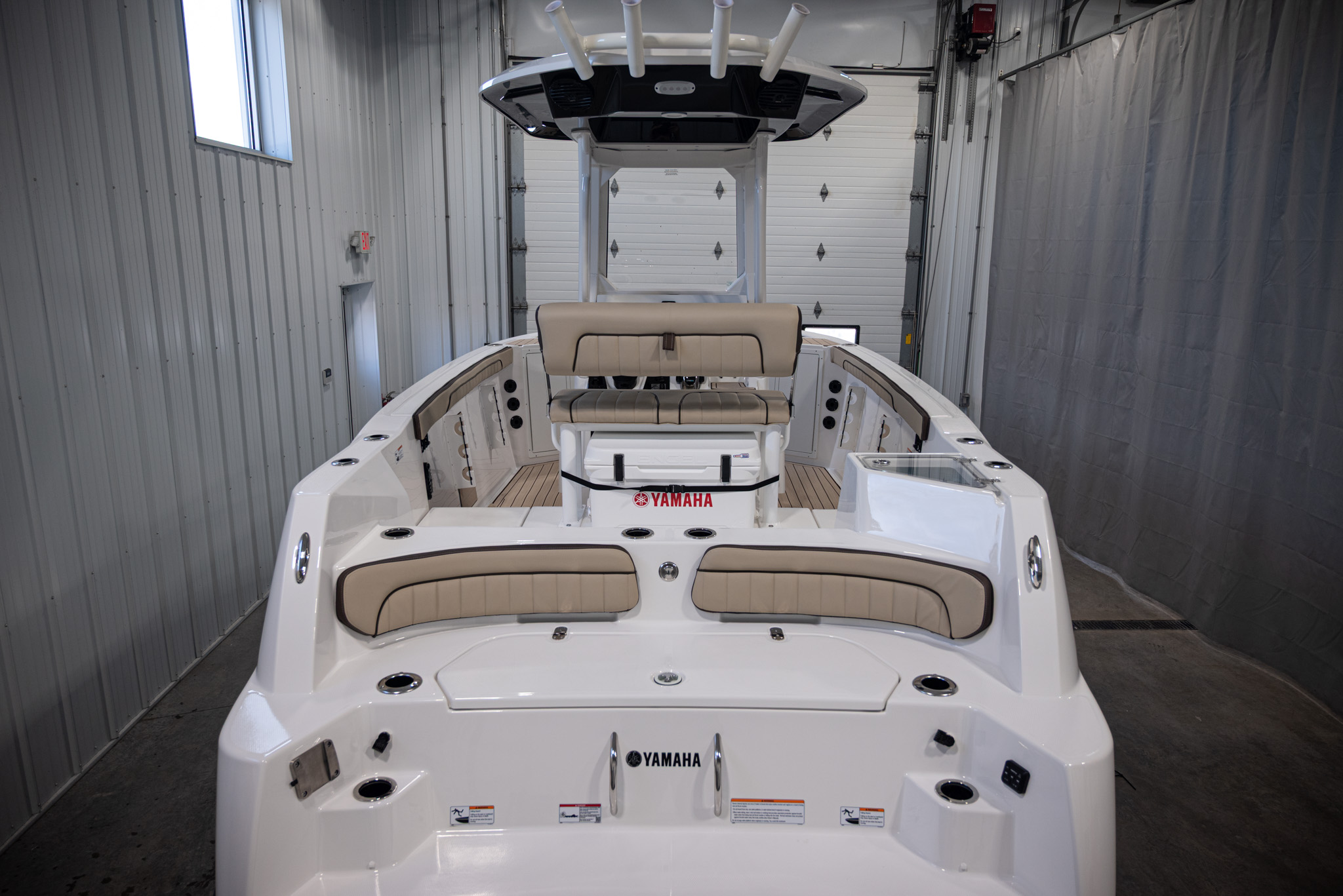 2026 Yamaha Boats 222 FSH Sport E BOAT