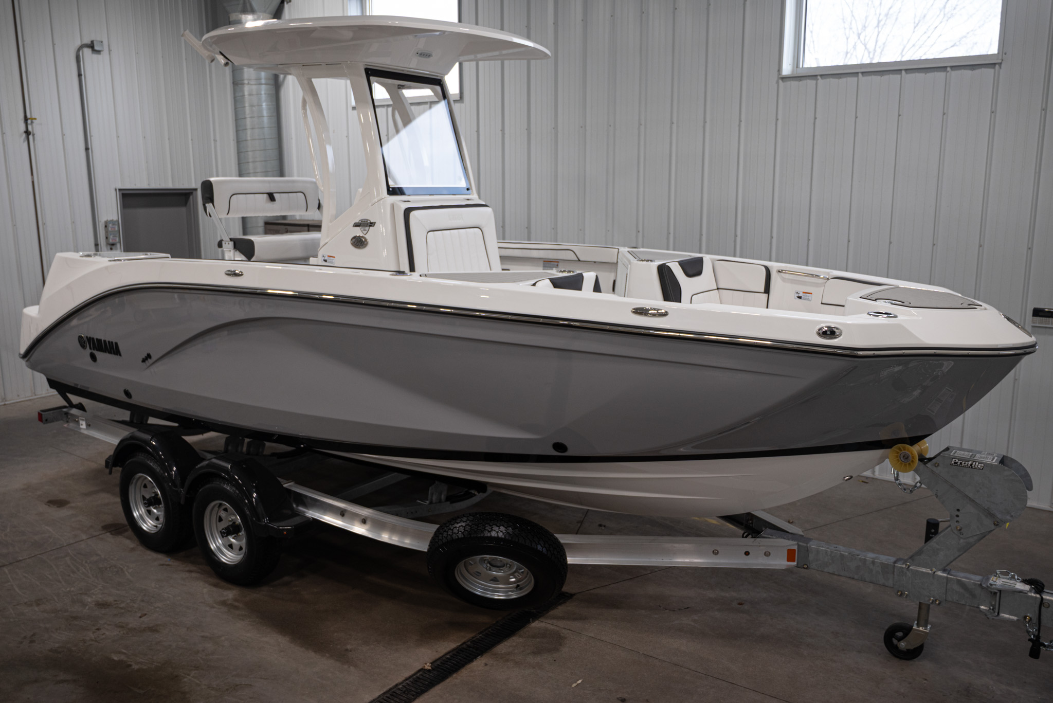 2026 Yamaha Boats 222 FSH Sport E BOAT