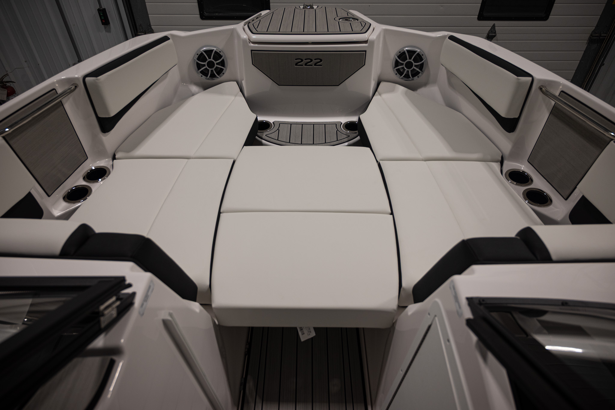 2026 Yamaha Boats 222S BOAT