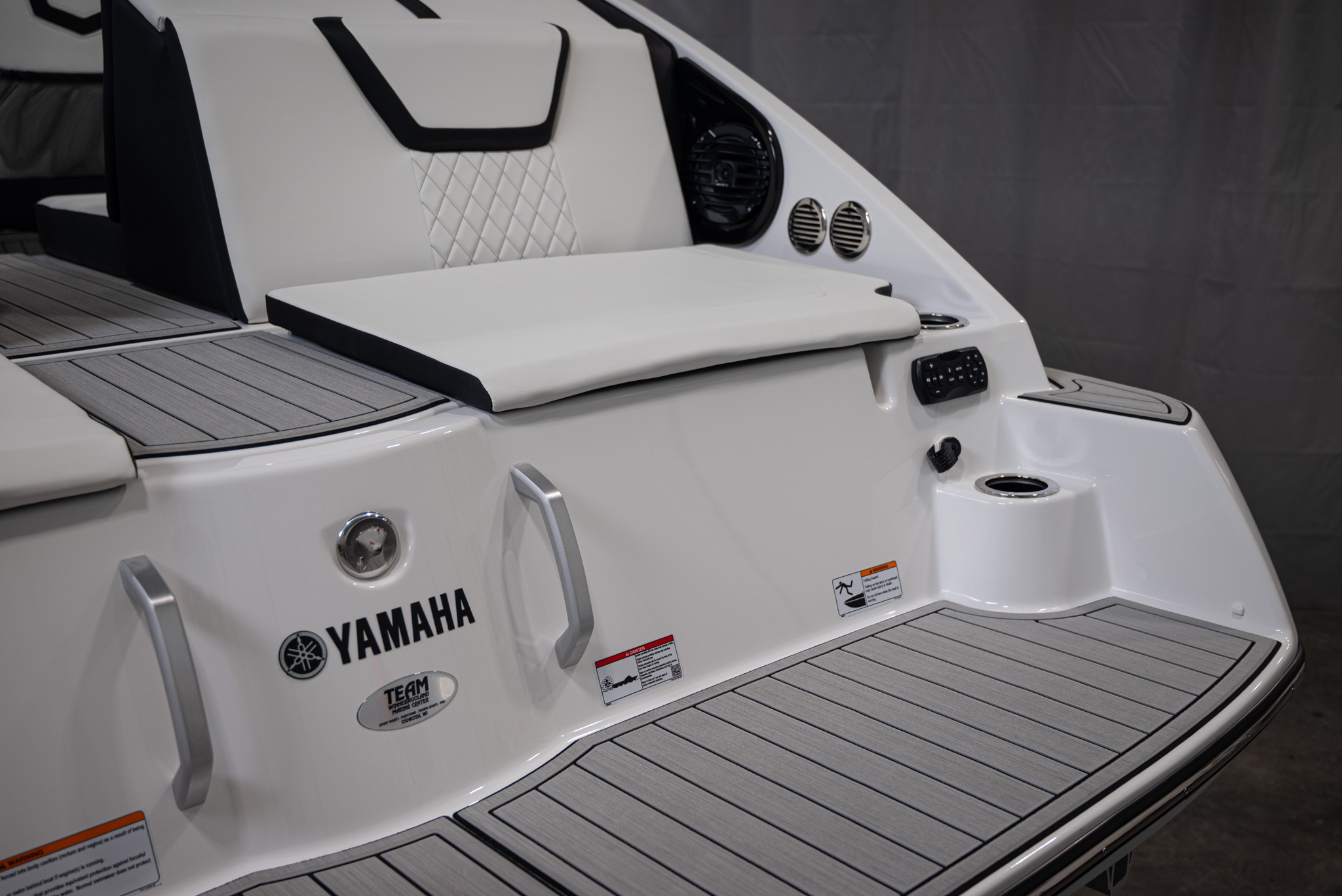 2026 Yamaha Boats 222SD BOAT