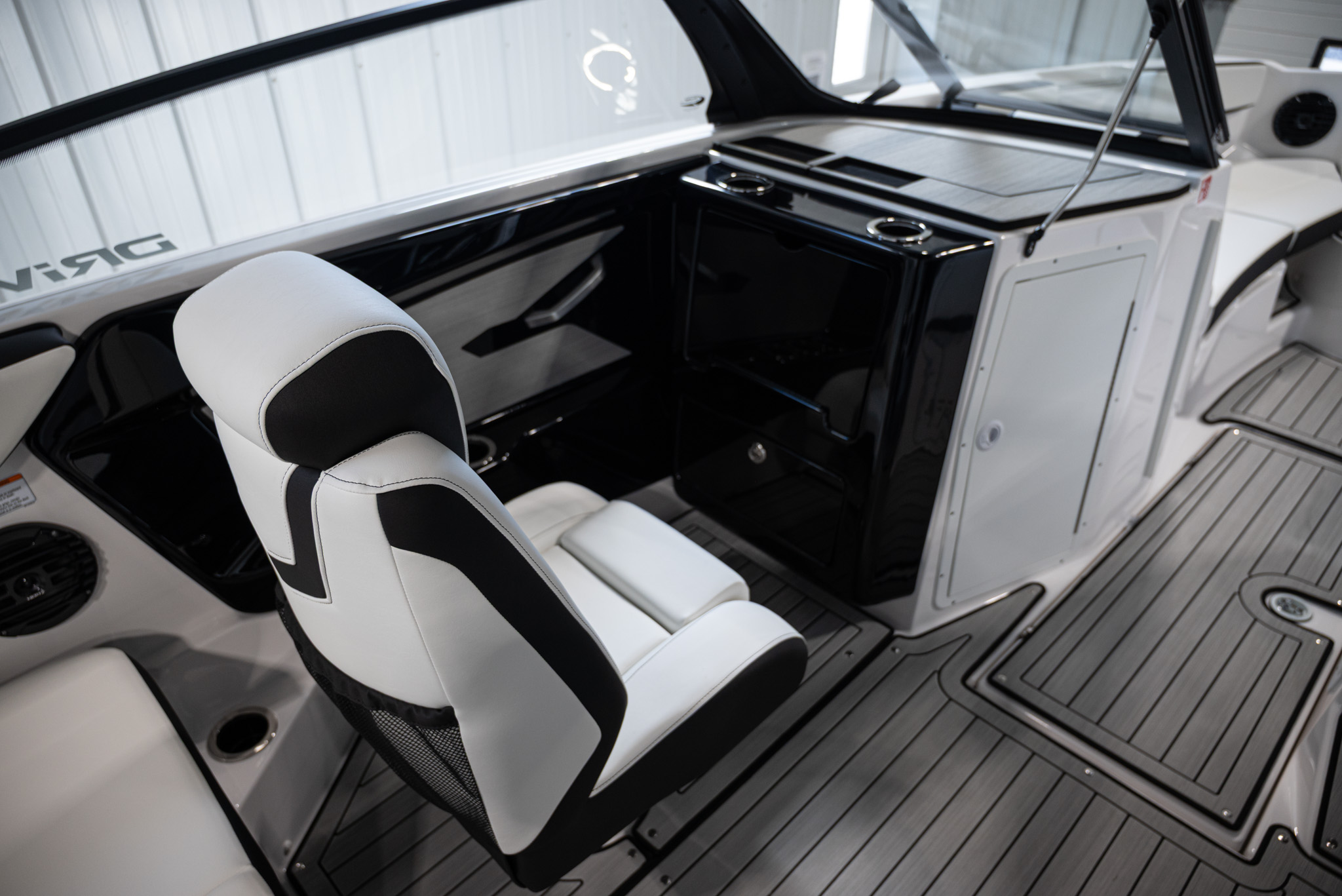 2026 Yamaha Boats 222SD BOAT