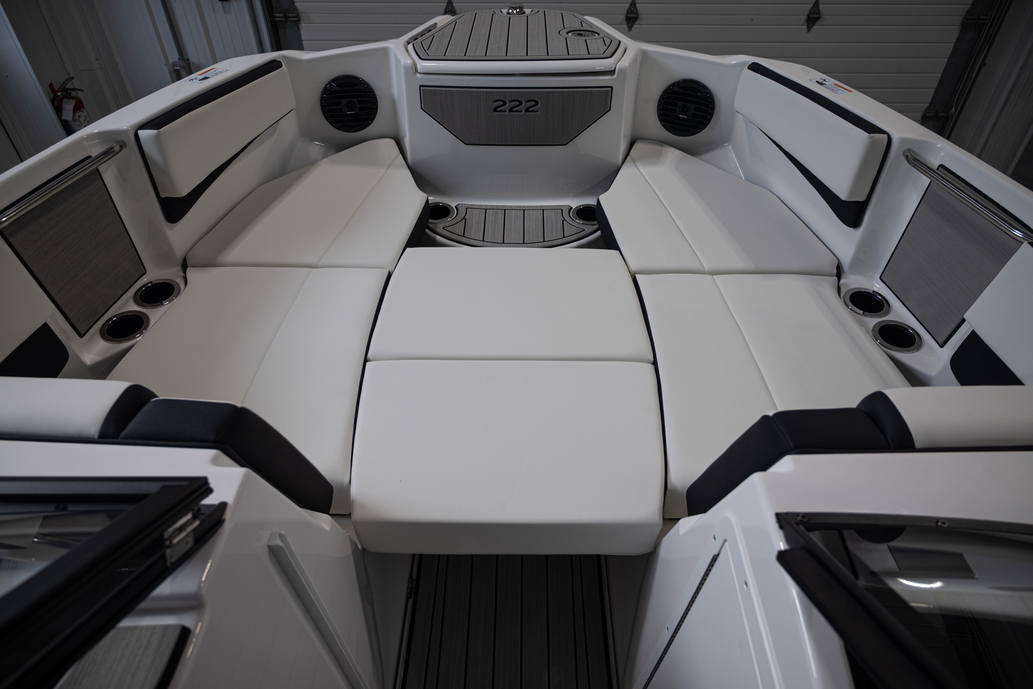 2026 Yamaha Boats 222SD BOAT