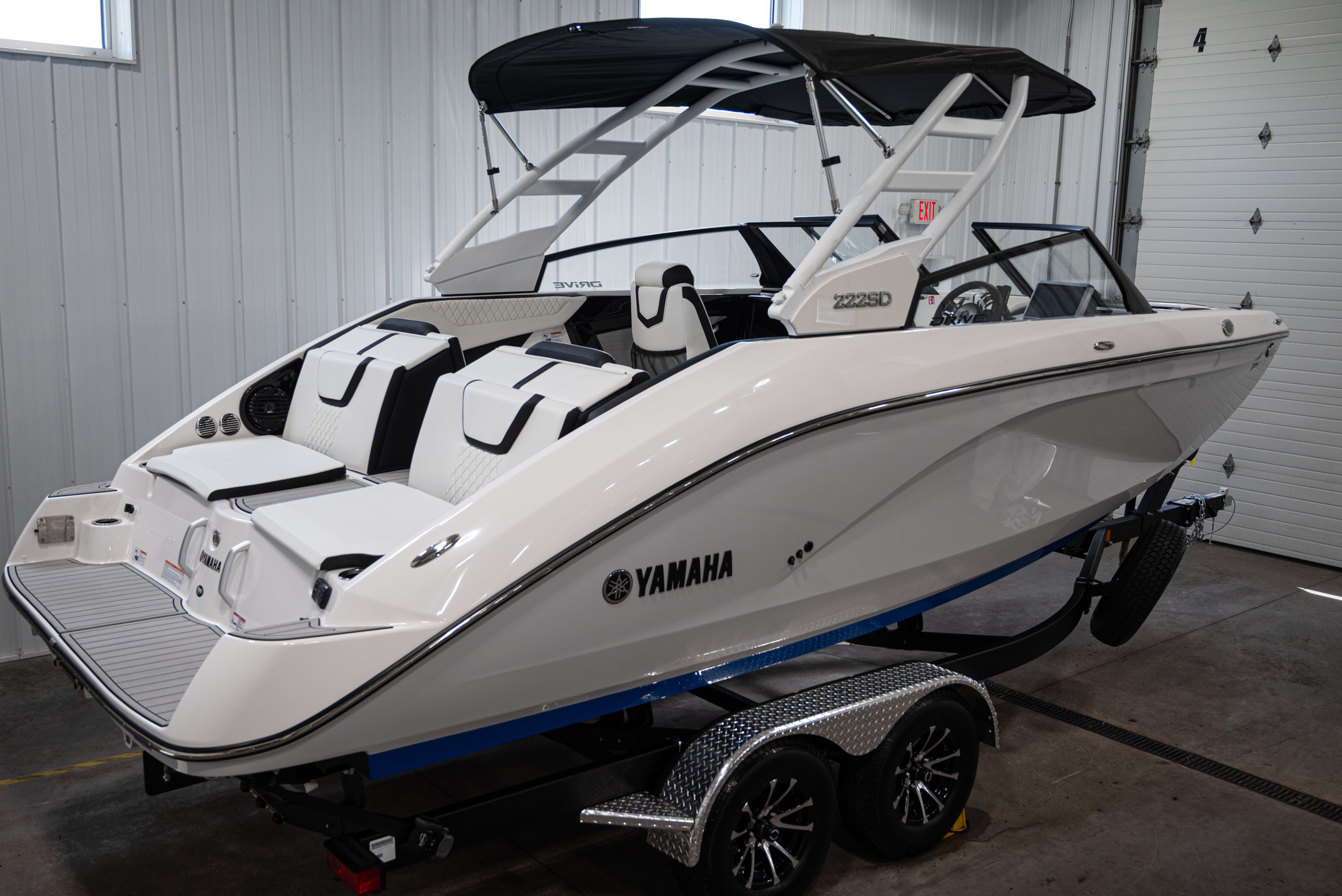 2026 Yamaha Boats 222SD BOAT