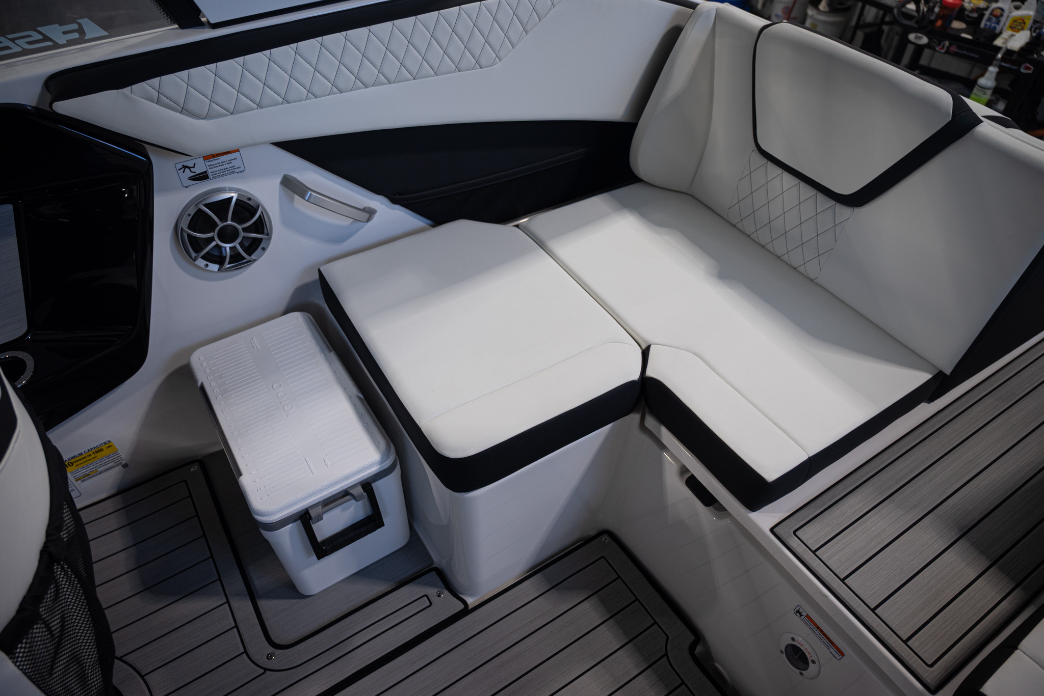 2026 Yamaha Boats 222SE BOAT