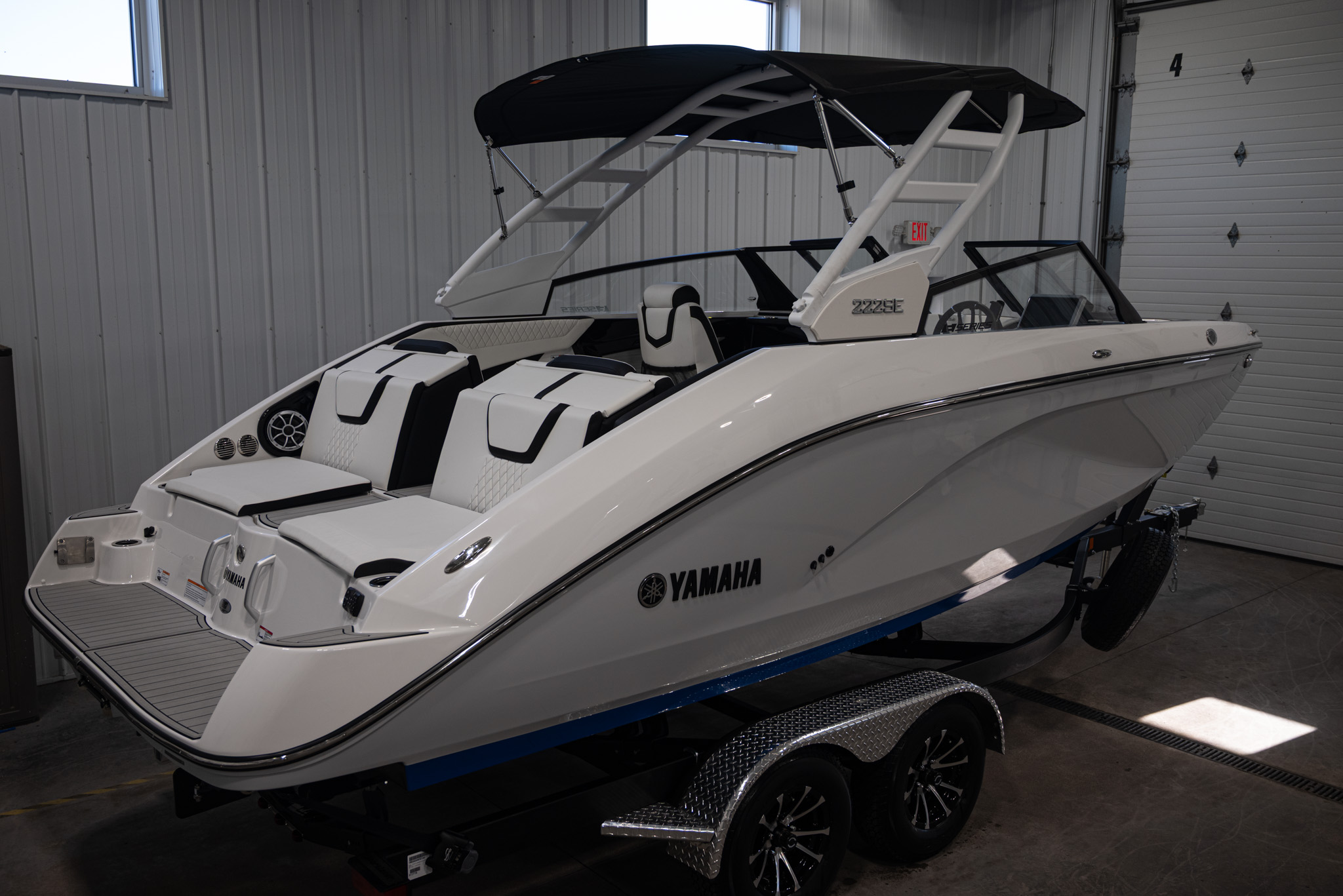 2026 Yamaha Boats 222SE BOAT