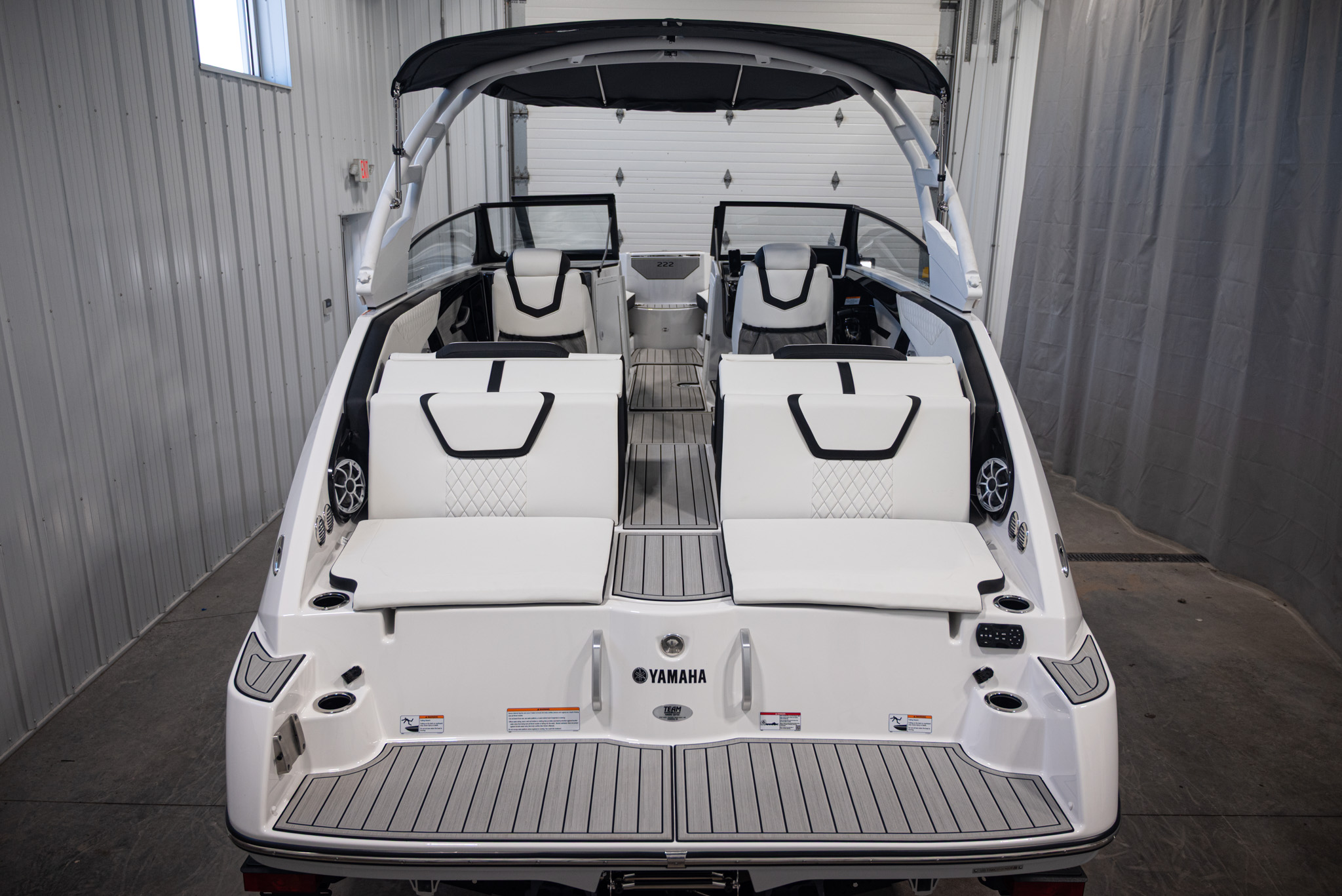 2026 Yamaha Boats 222SE BOAT