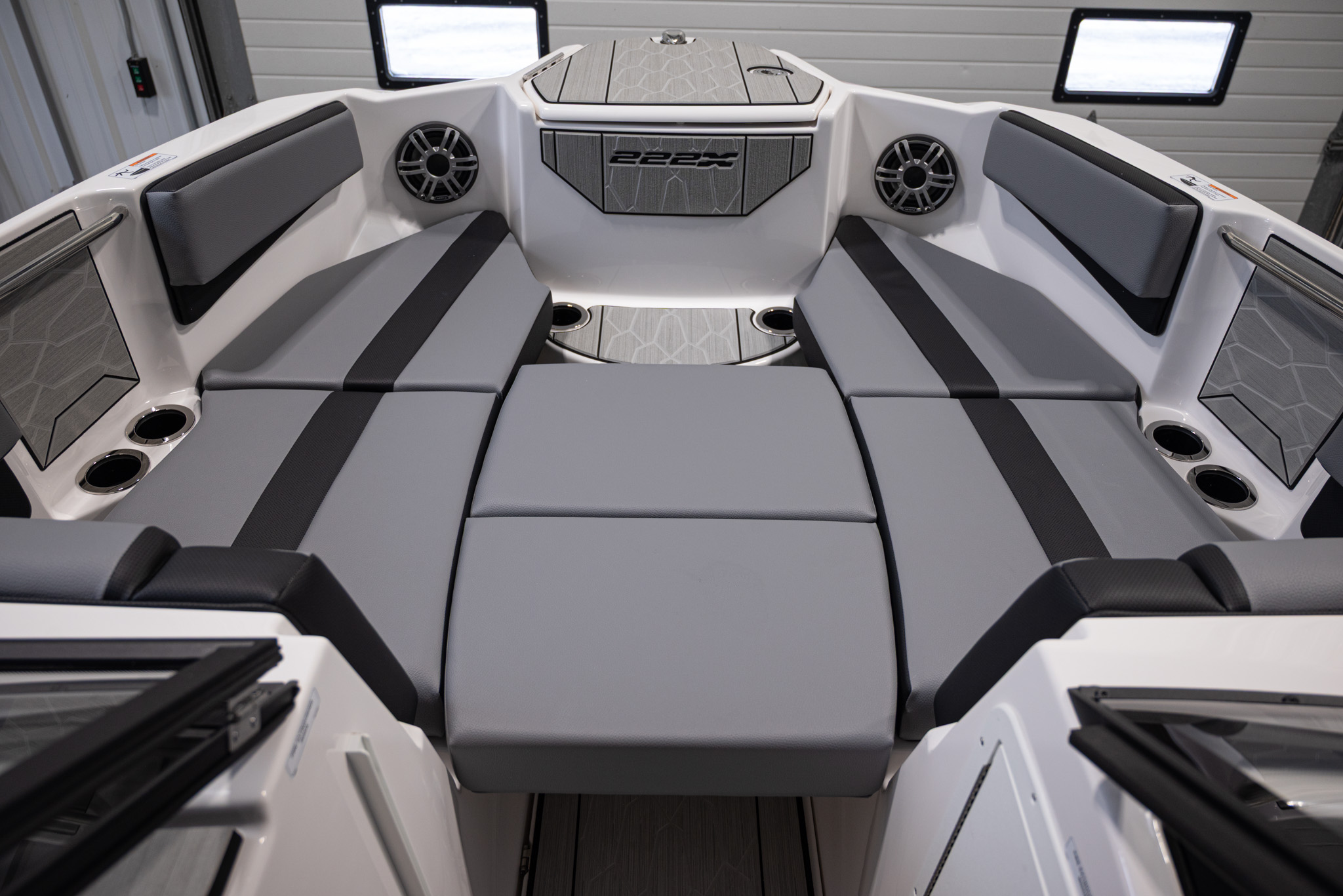 2026 Yamaha Boats 222XE BOAT