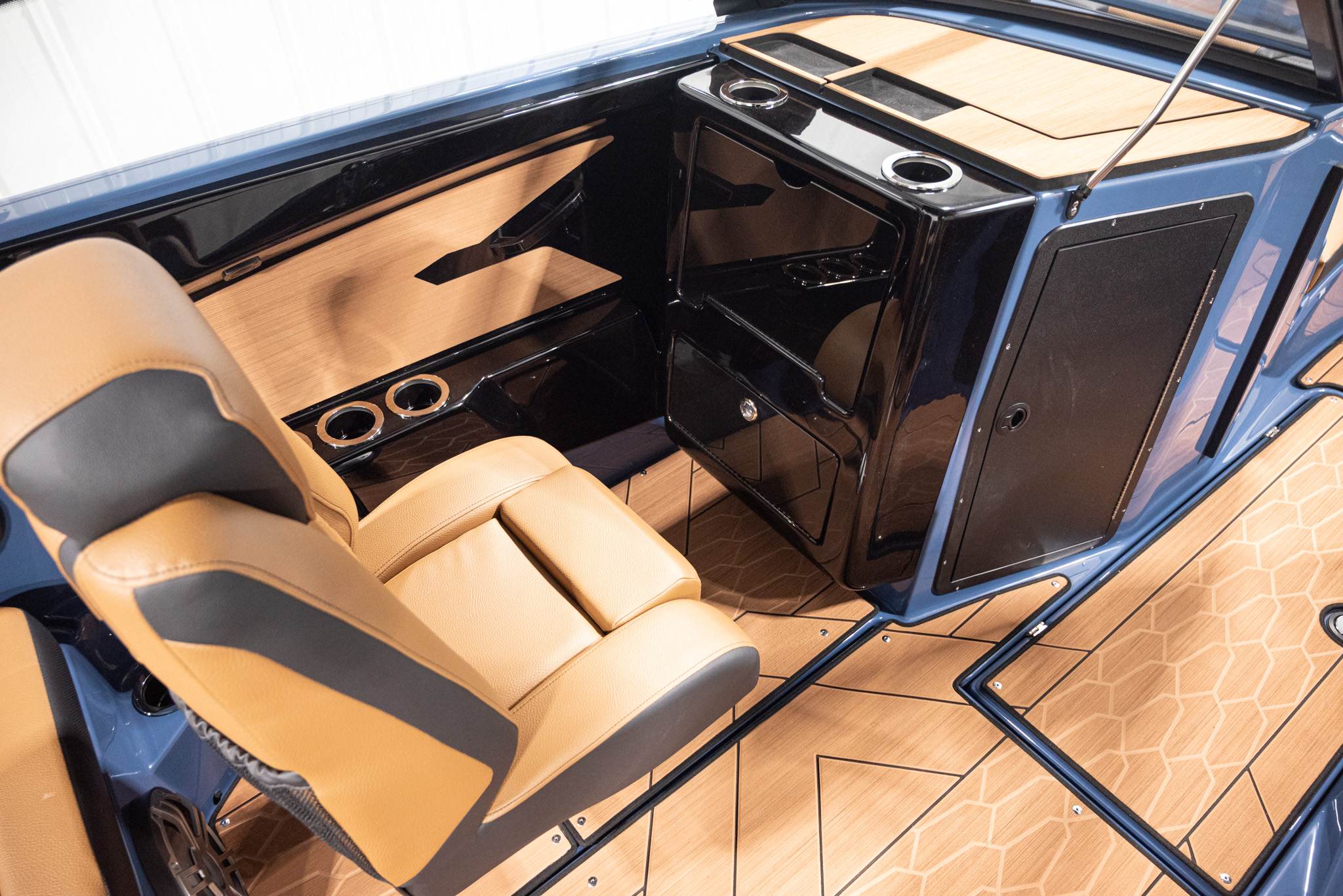 2026 Yamaha Boats 222XE BOAT