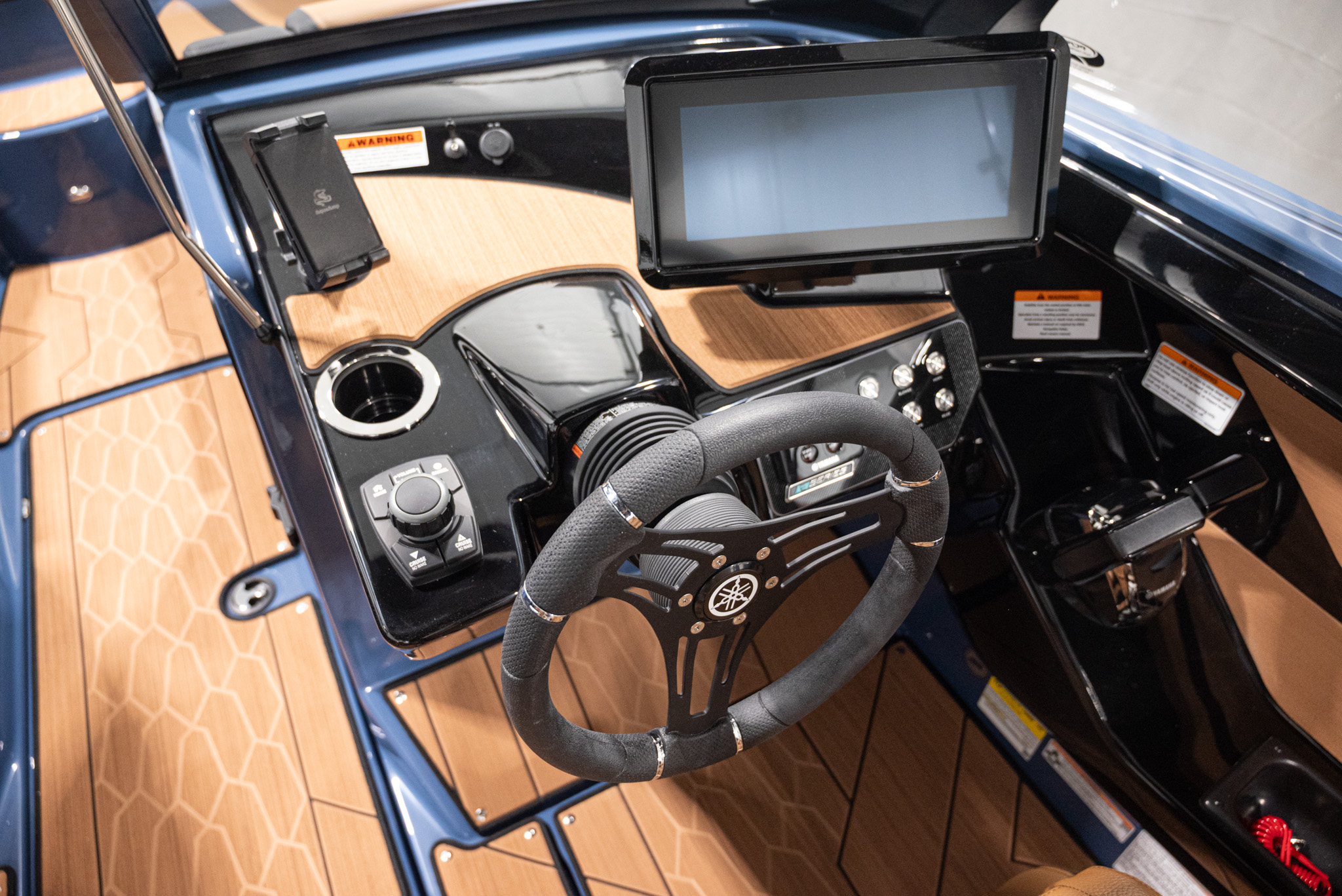 2026 Yamaha Boats 222XE BOAT