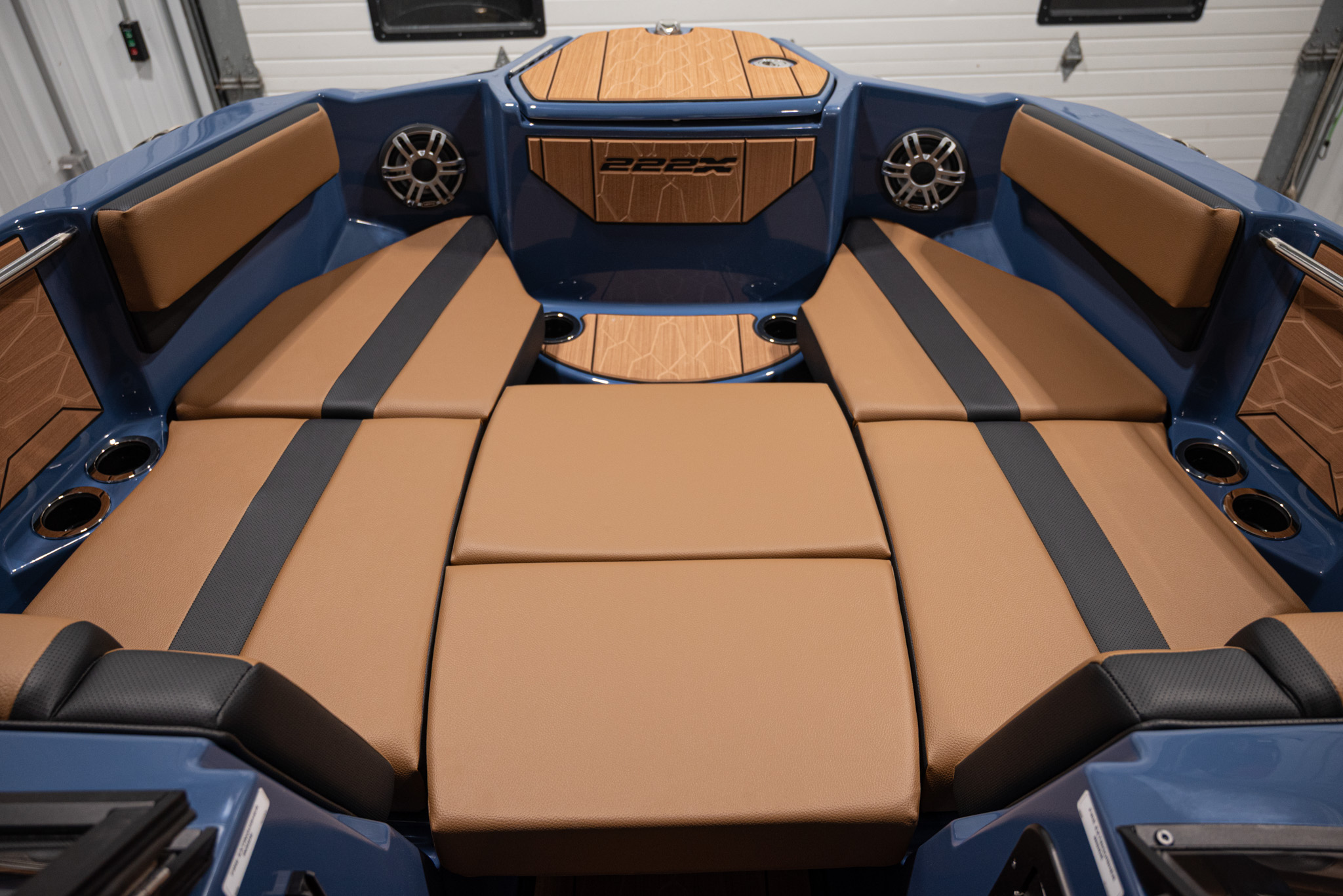 2026 Yamaha Boats 222XE BOAT