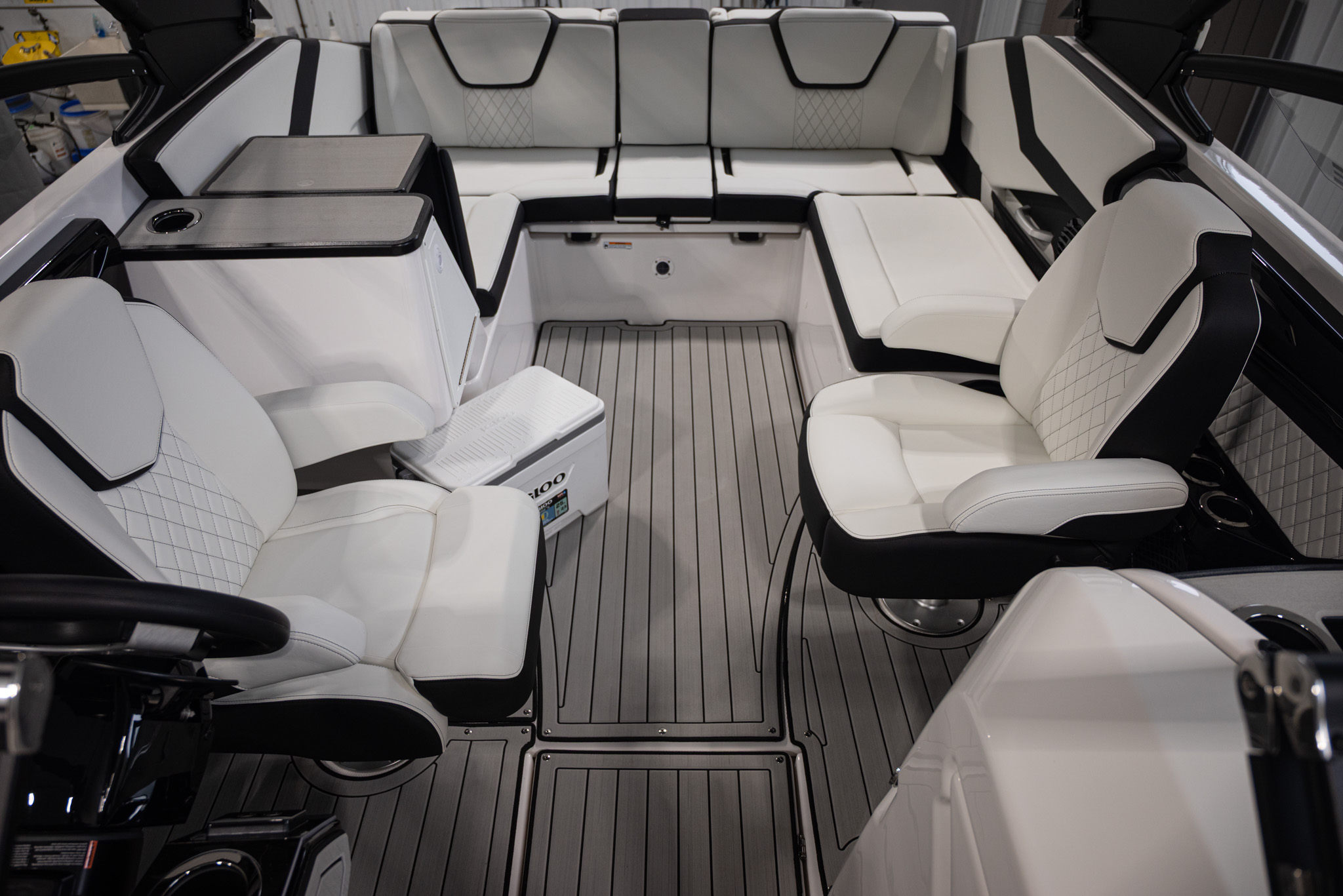 2026 Yamaha Boats 252SD BOAT