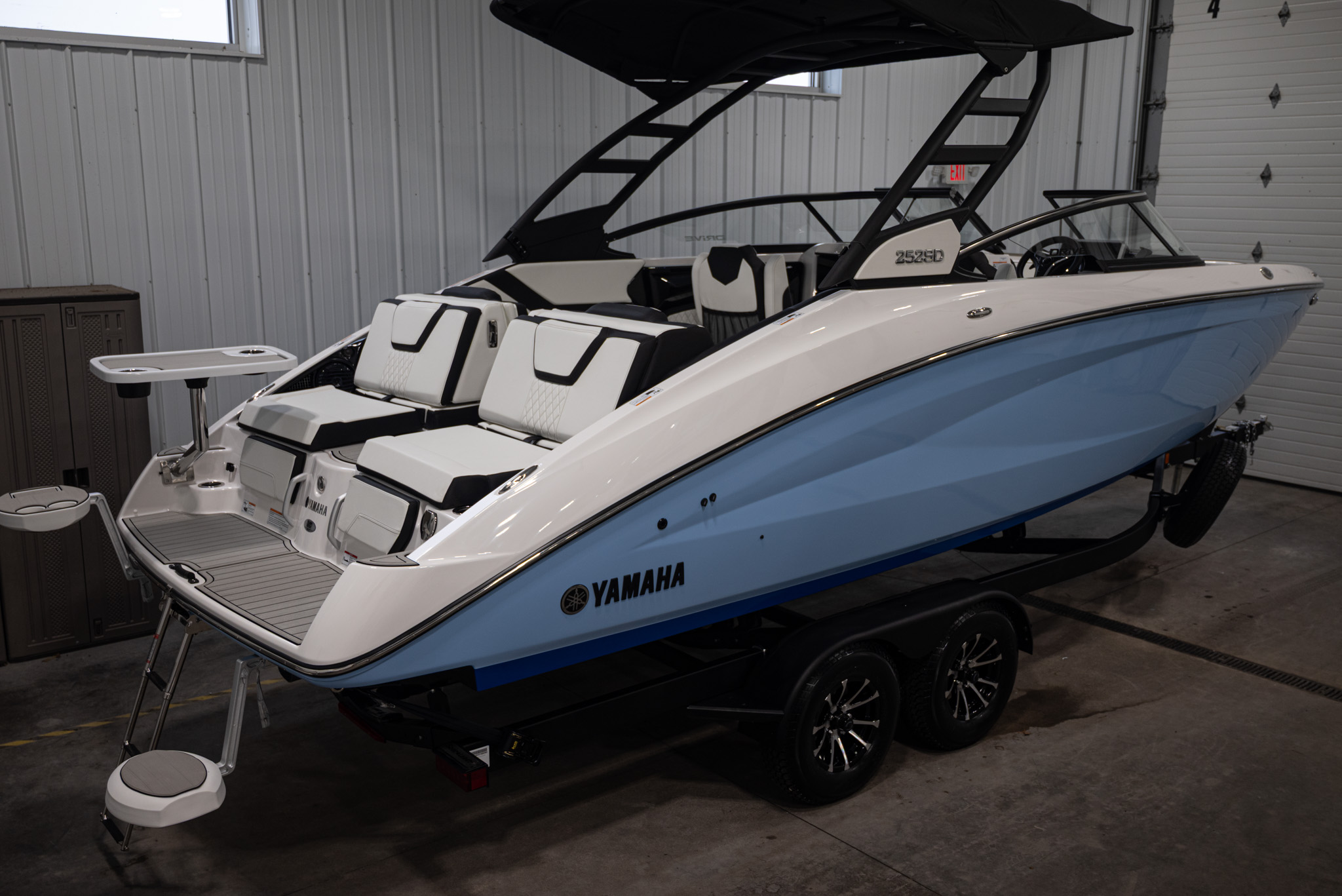2026 Yamaha Boats 252SD BOAT
