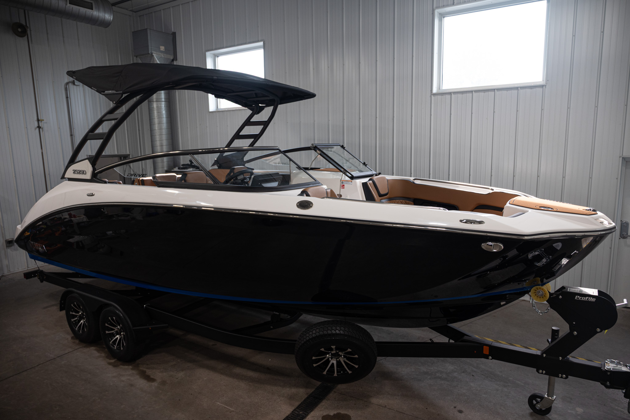 2026 Yamaha Boats 252SD BOAT