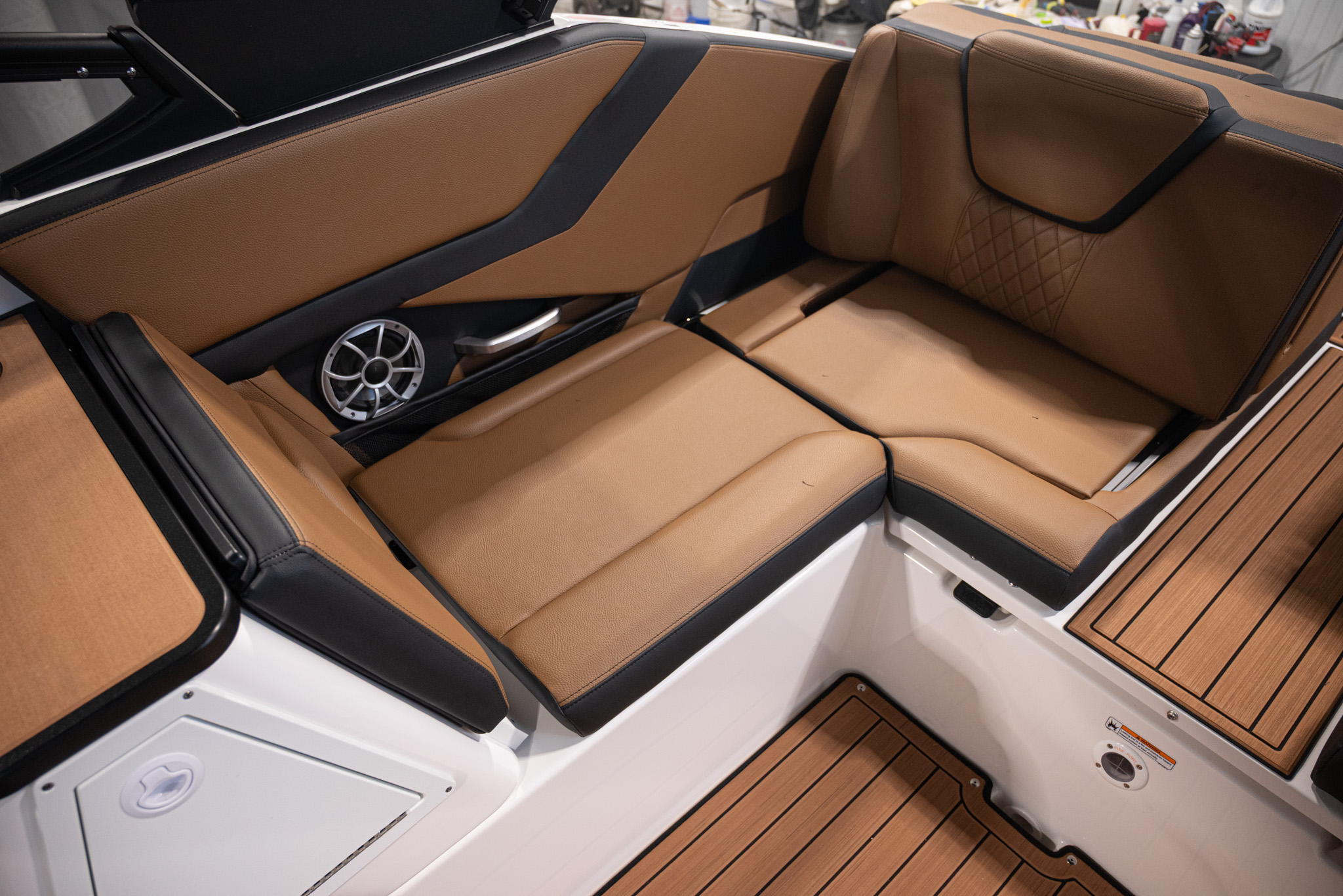 2026 Yamaha Boats 252SE BOAT
