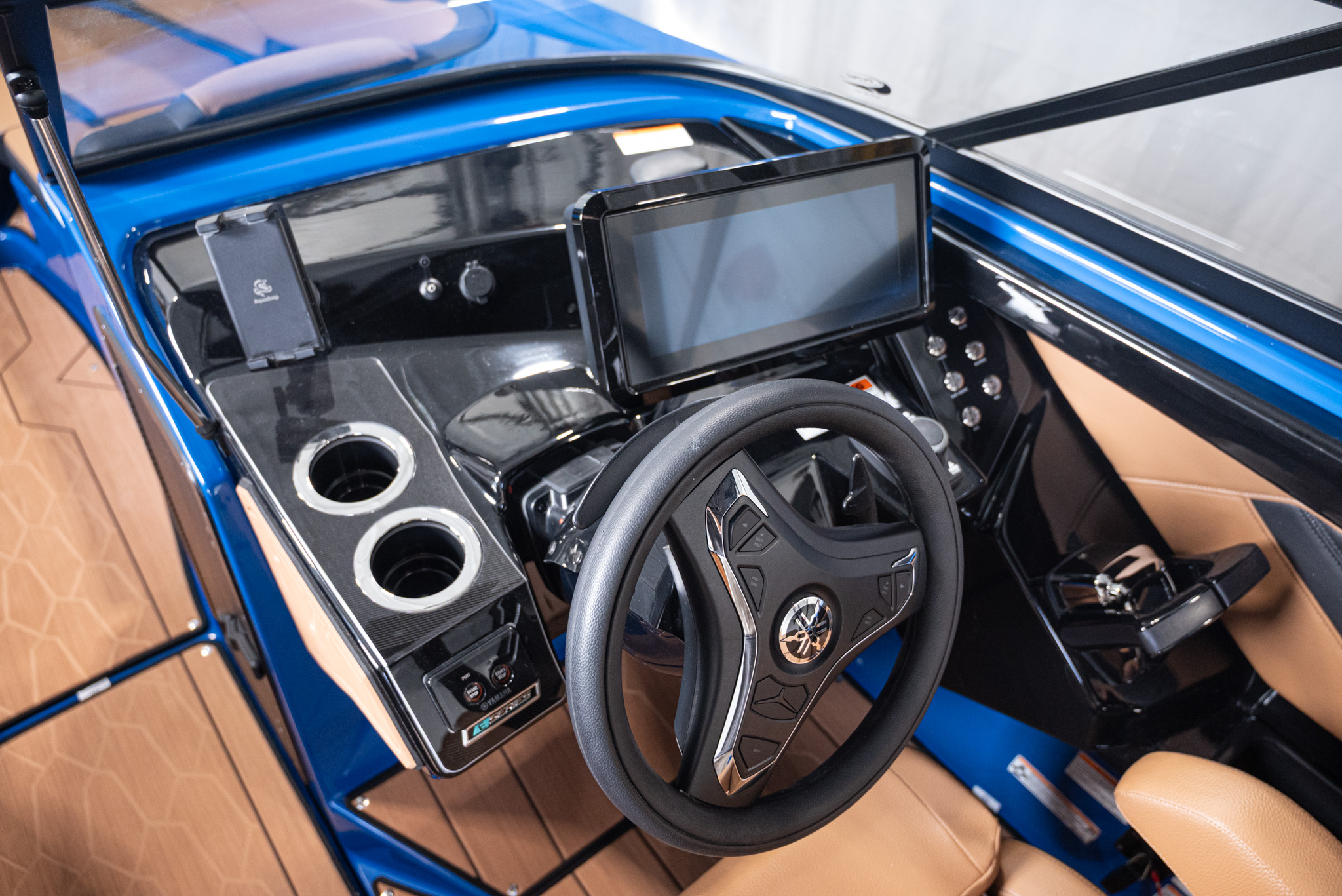 2026 Yamaha Boats 255XD BOAT