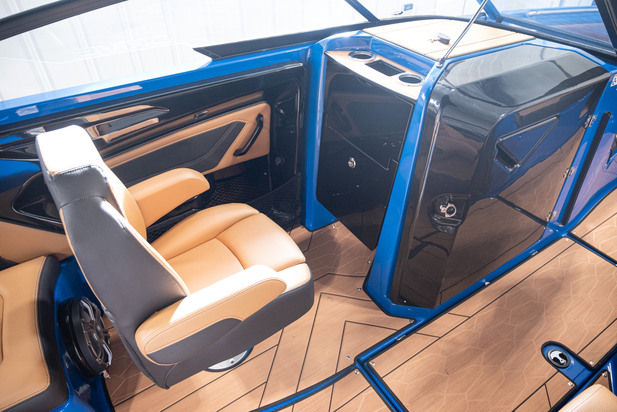 2026 Yamaha Boats 255XD BOAT