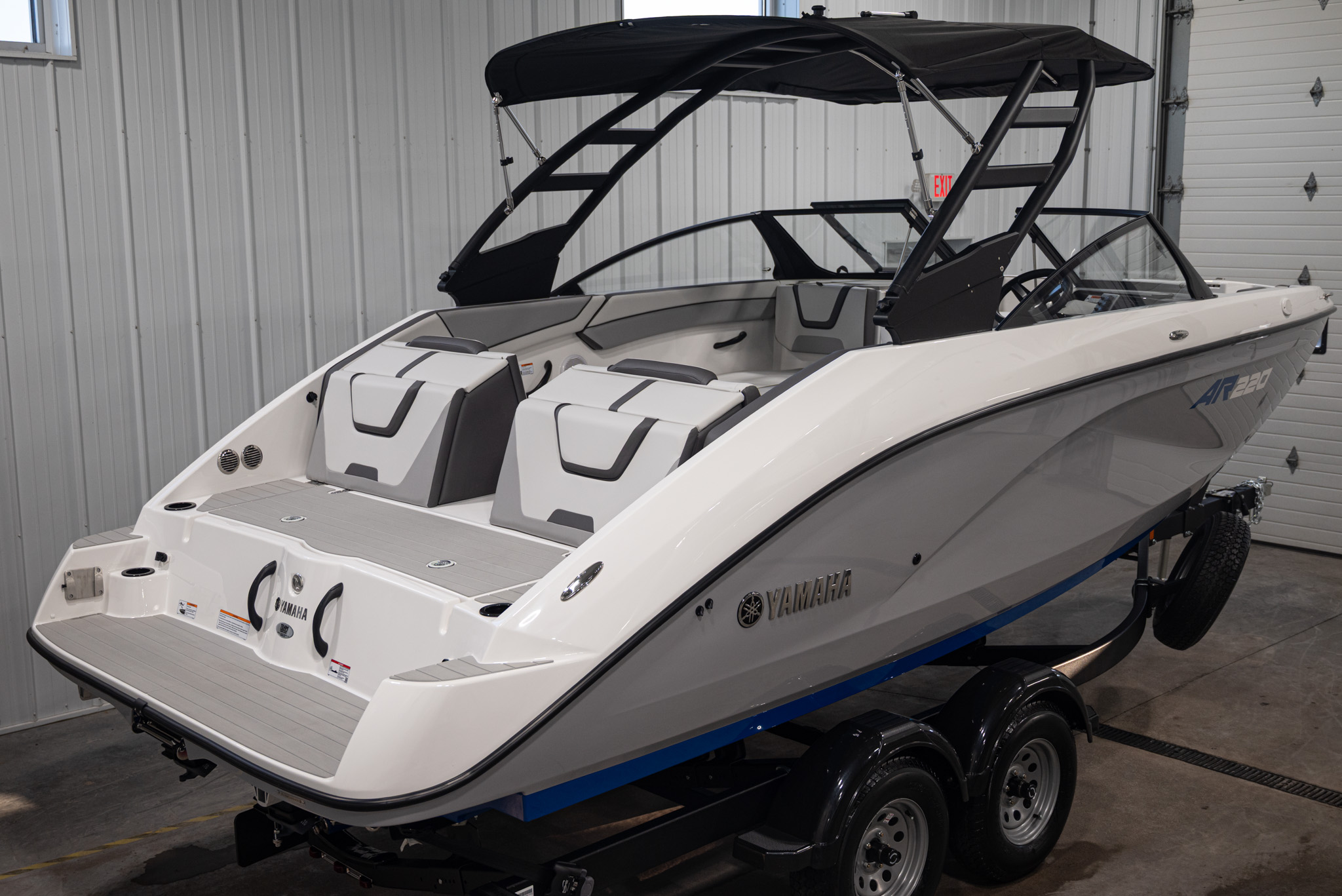 2026 Yamaha Boats AR220 BOAT
