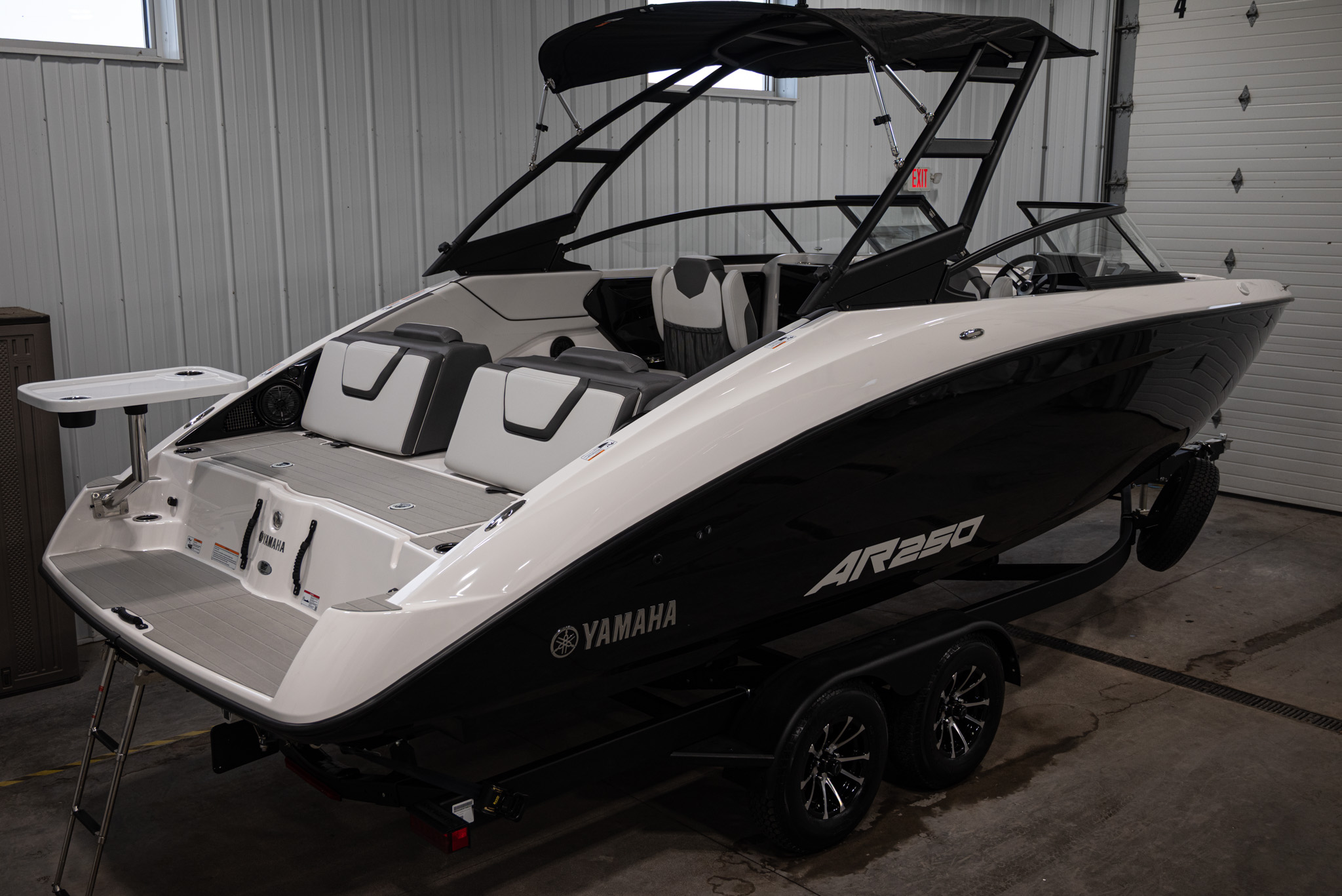 2026 Yamaha Boats AR250 BOAT