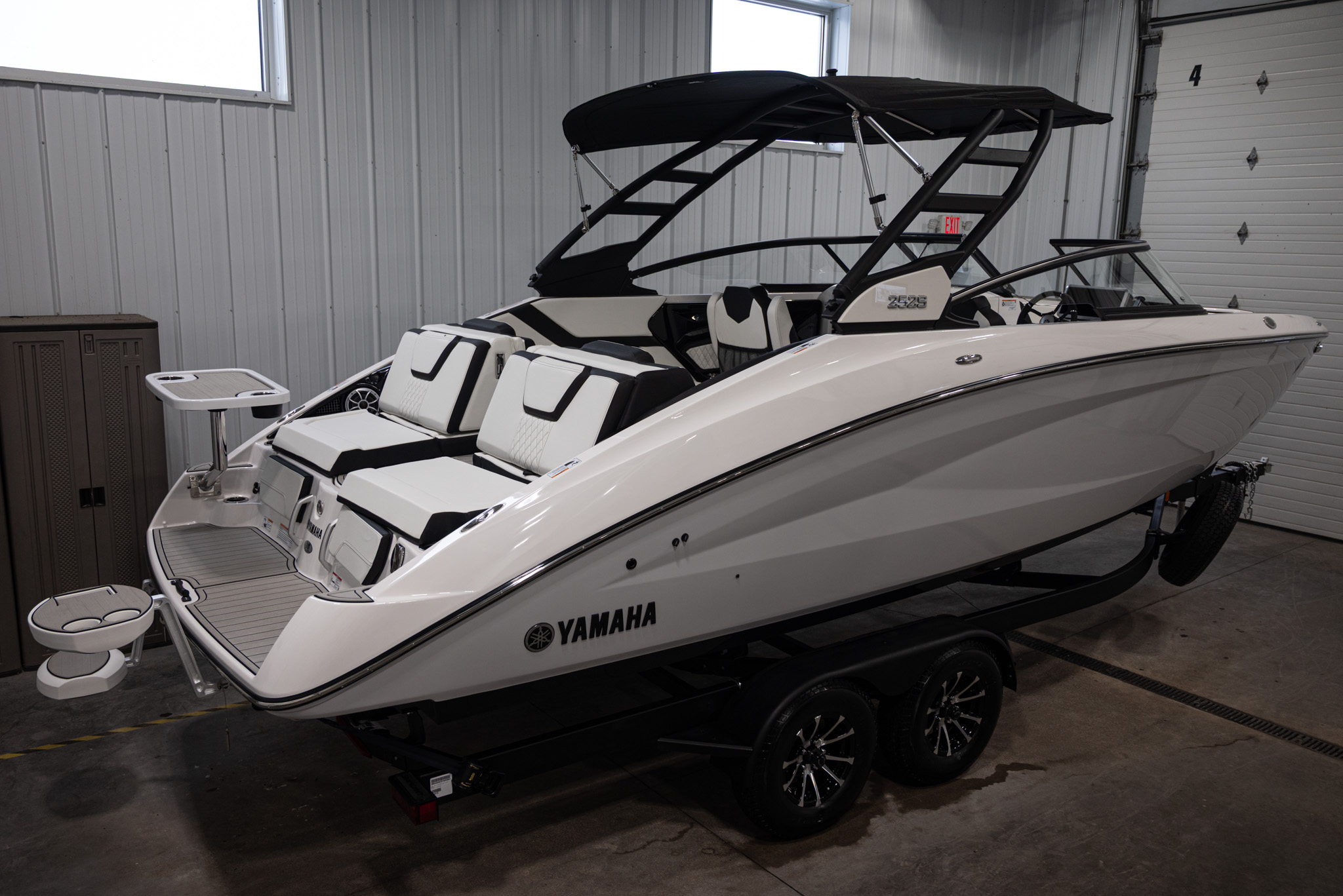 2026 Yamaha Boats 252S BOAT