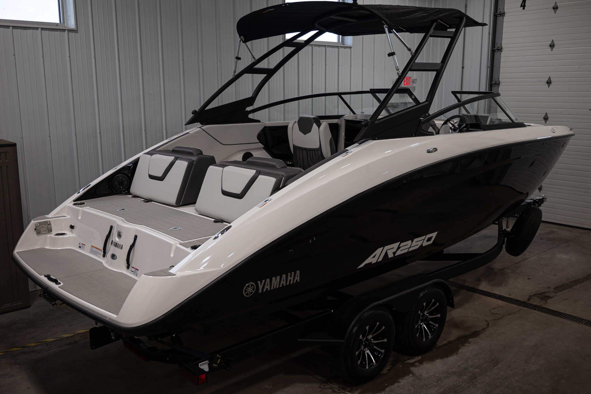 2026 Yamaha Boats AR250 BOAT