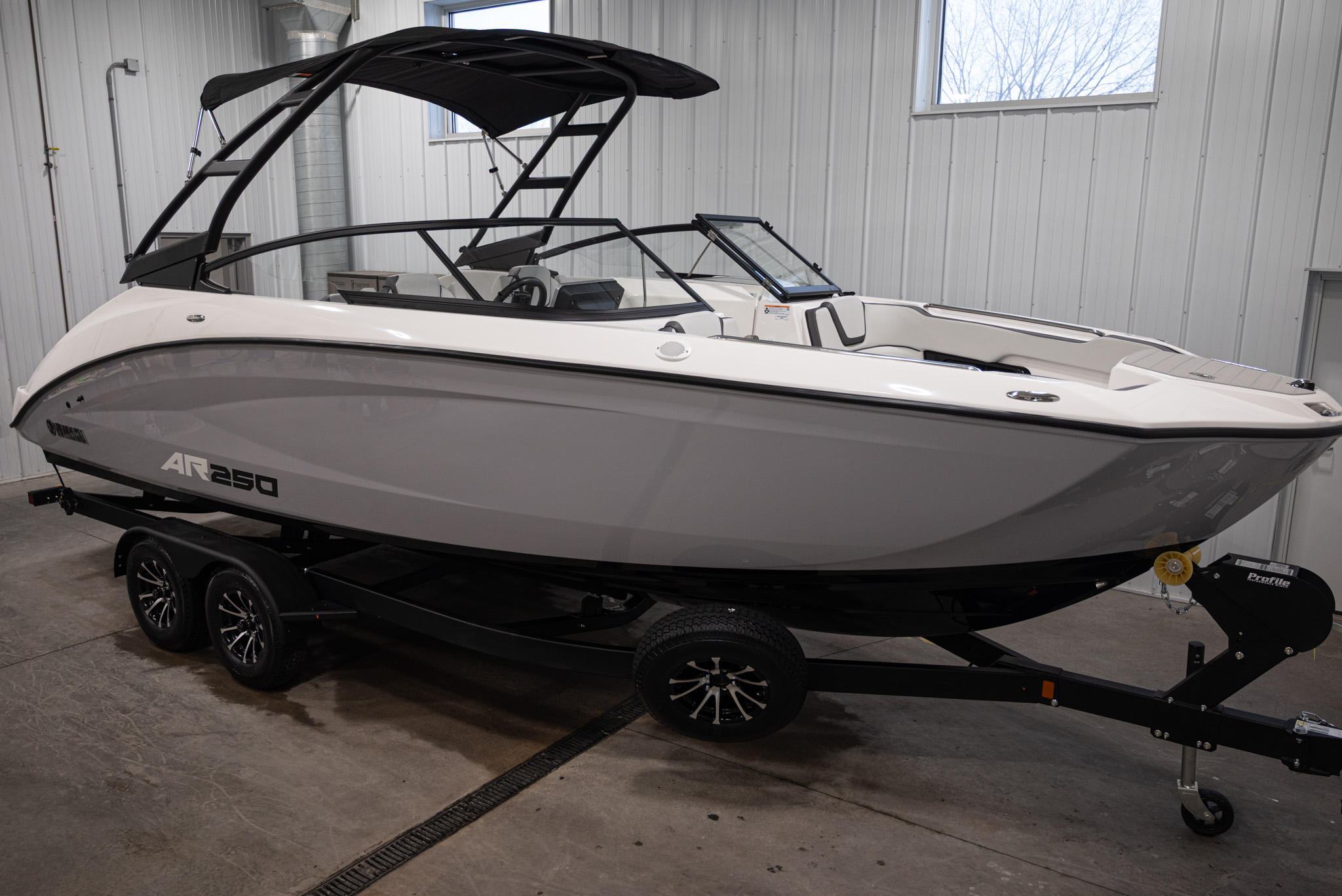 2026 Yamaha Boats AR250 BOAT