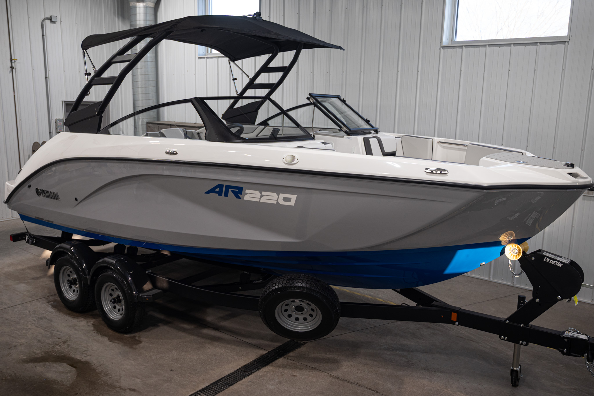2026 Yamaha Boats AR220 BOAT