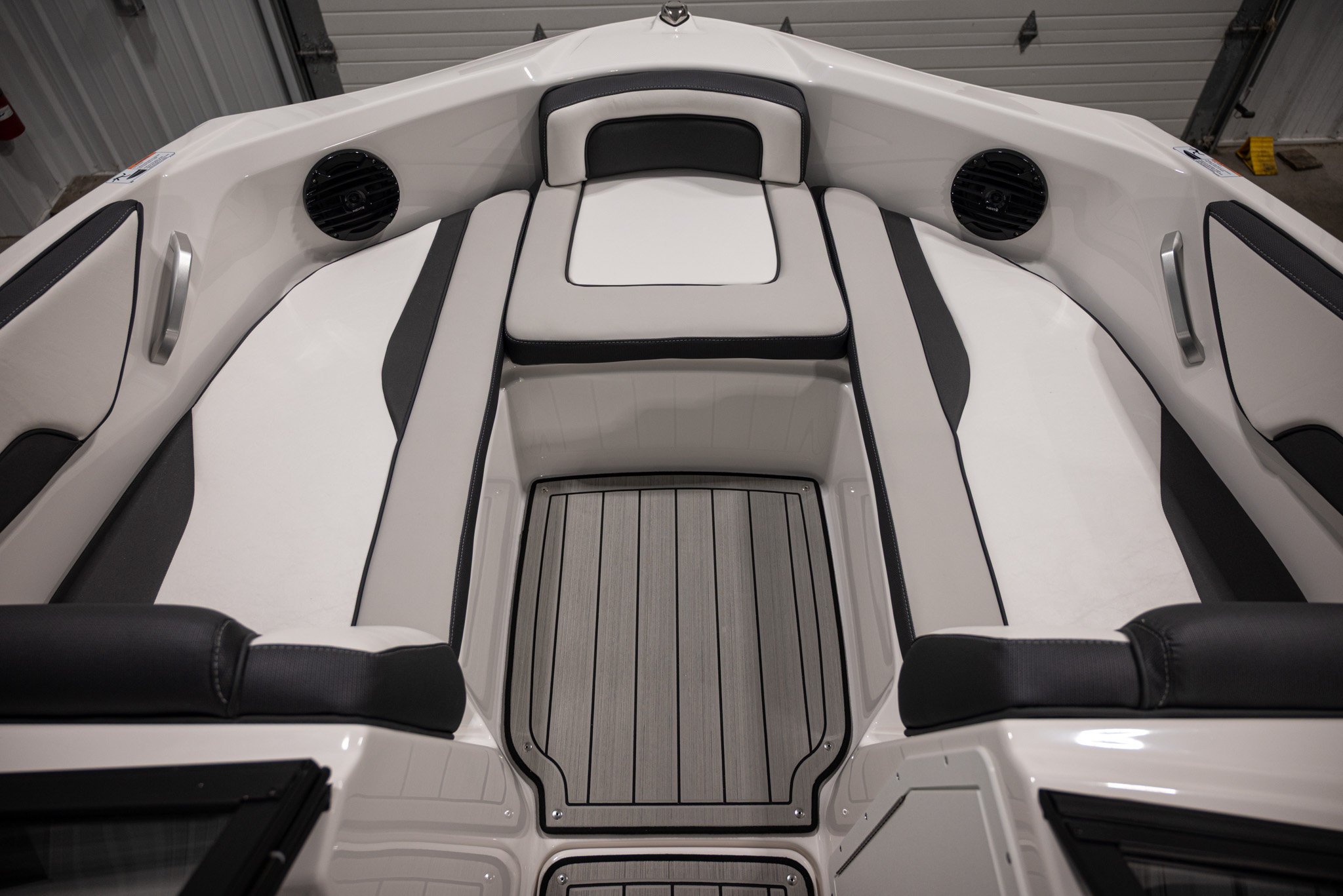 2026 Yamaha Boats 195S BOAT