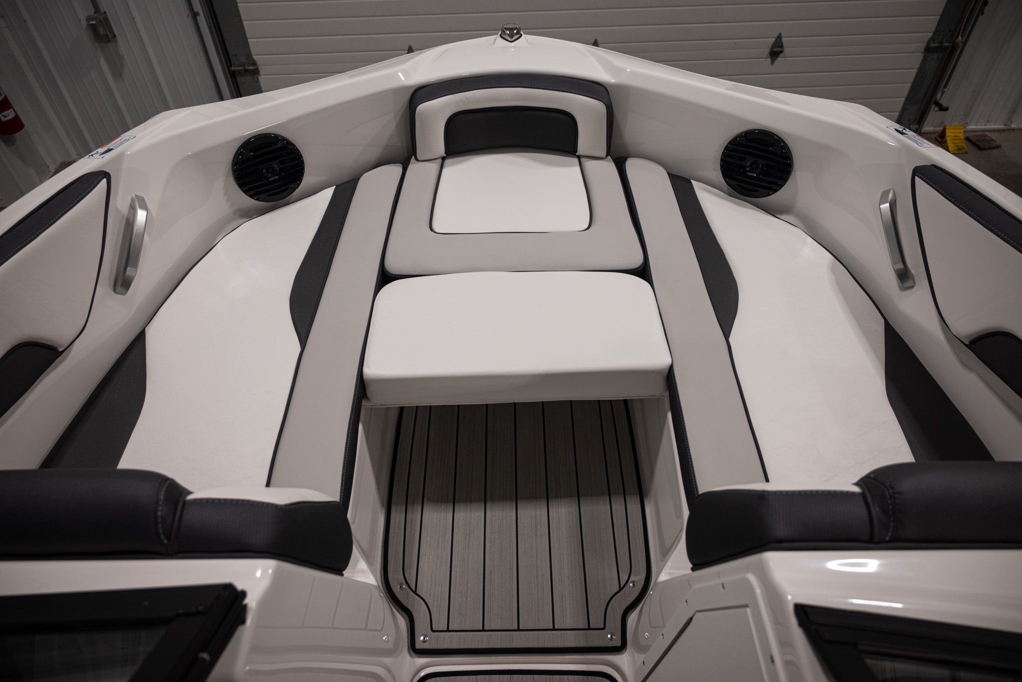 2026 Yamaha Boats 195S BOAT
