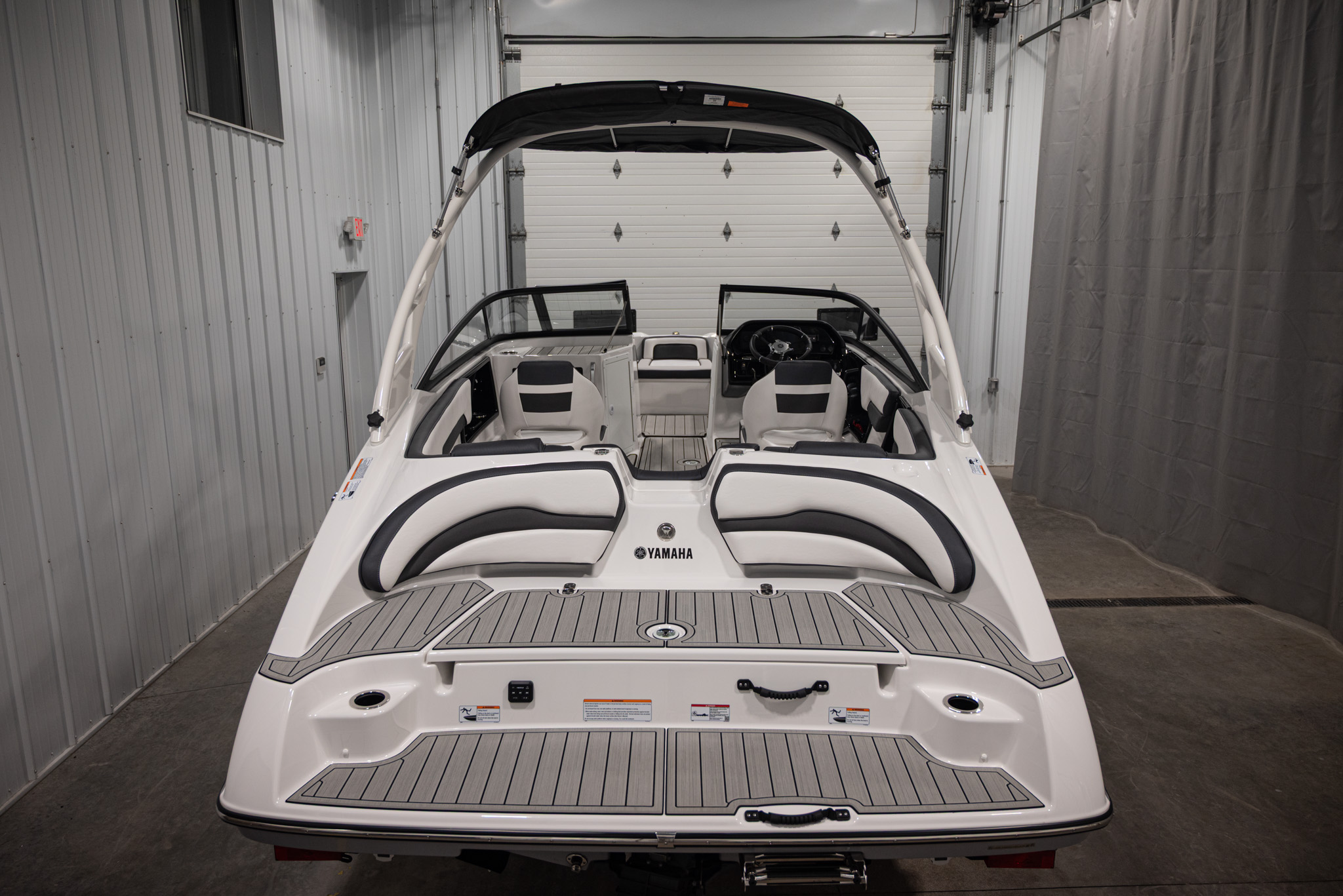 2026 Yamaha Boats 195S BOAT