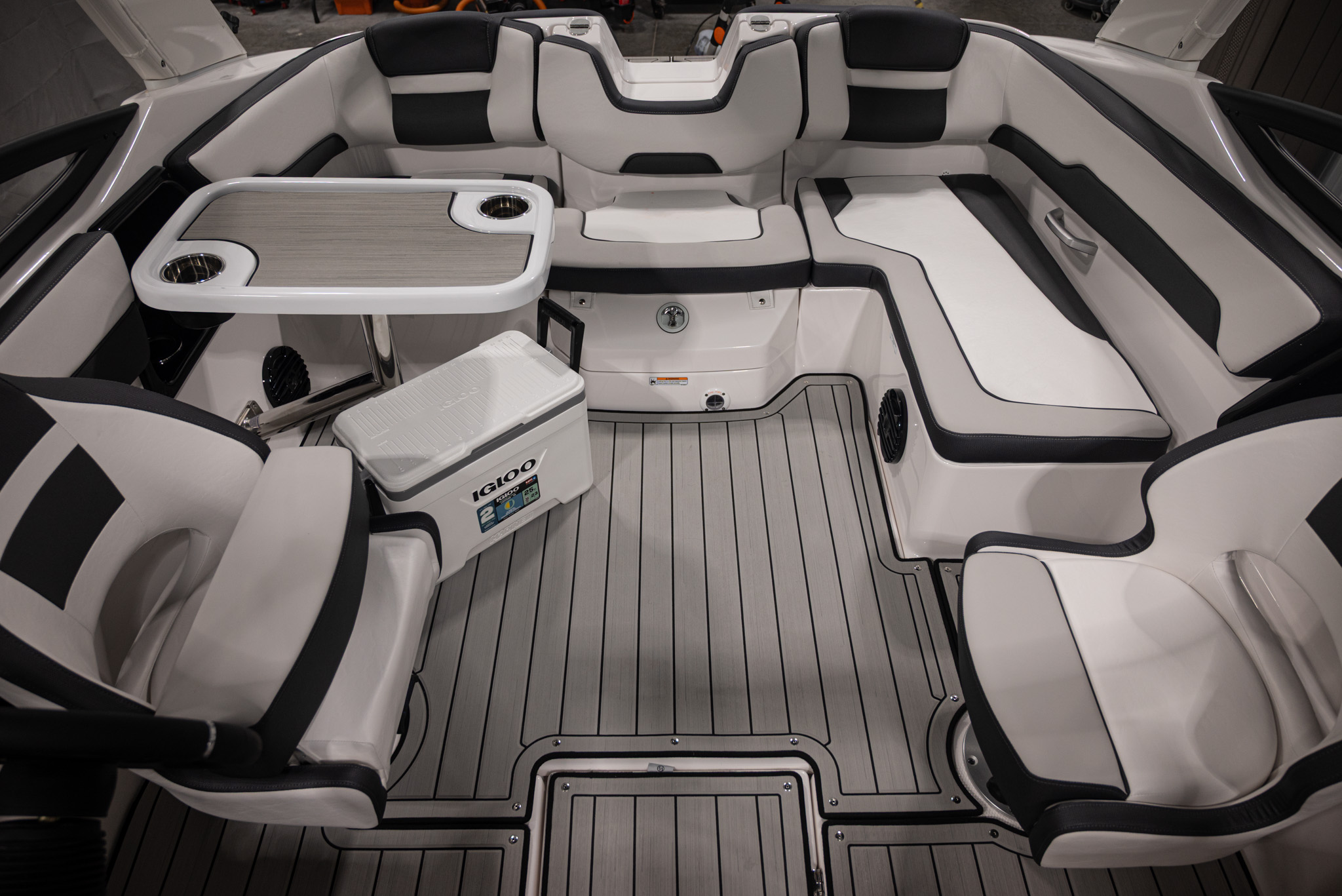 2026 Yamaha Boats 195S BOAT