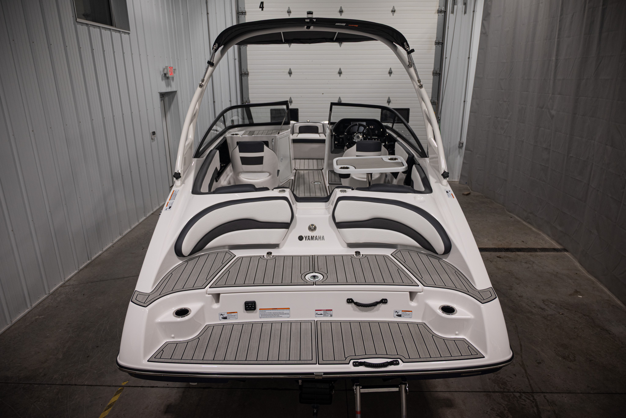2026 Yamaha Boats 195S BOAT