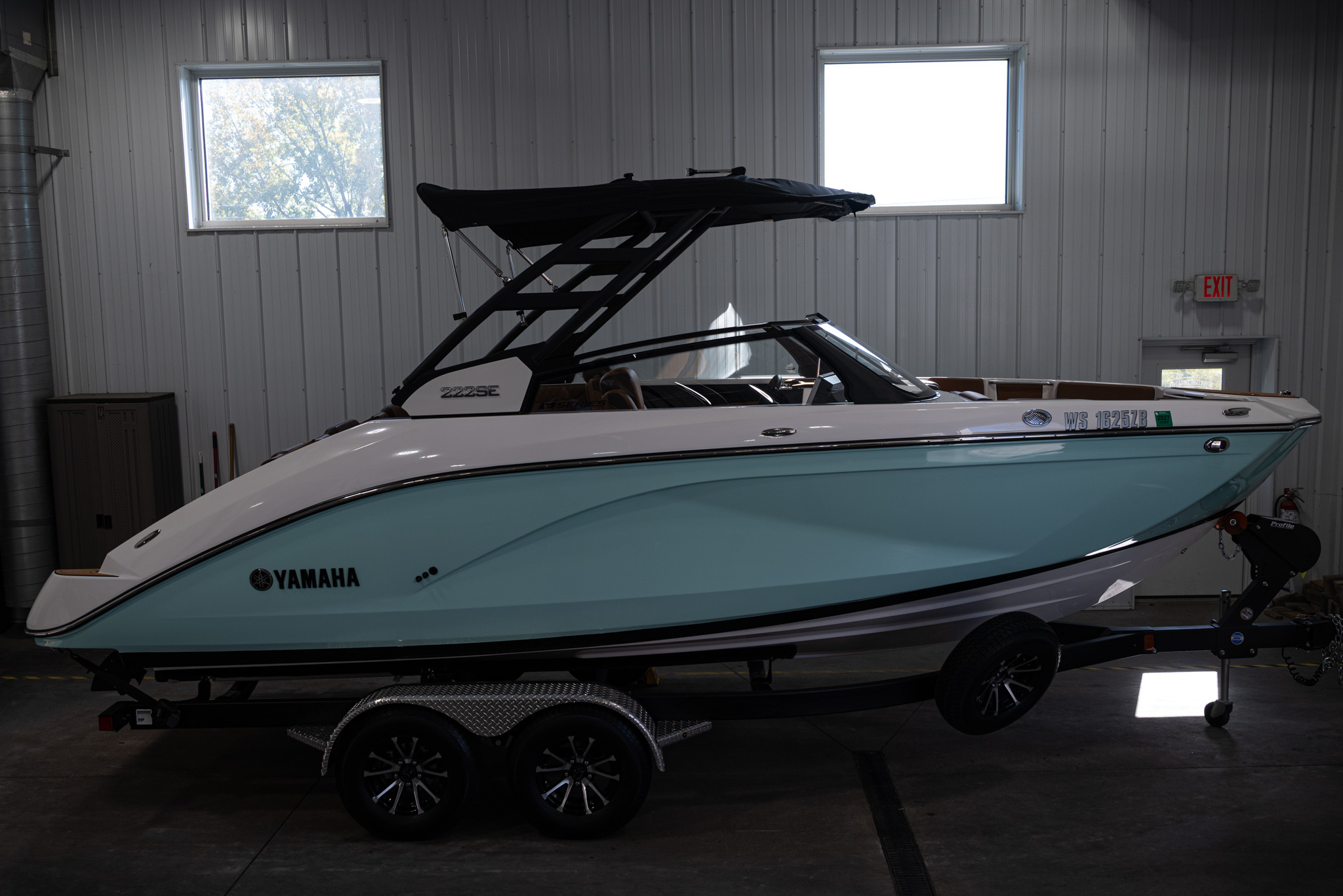 2024 Yamaha Boats 222SE BOAT