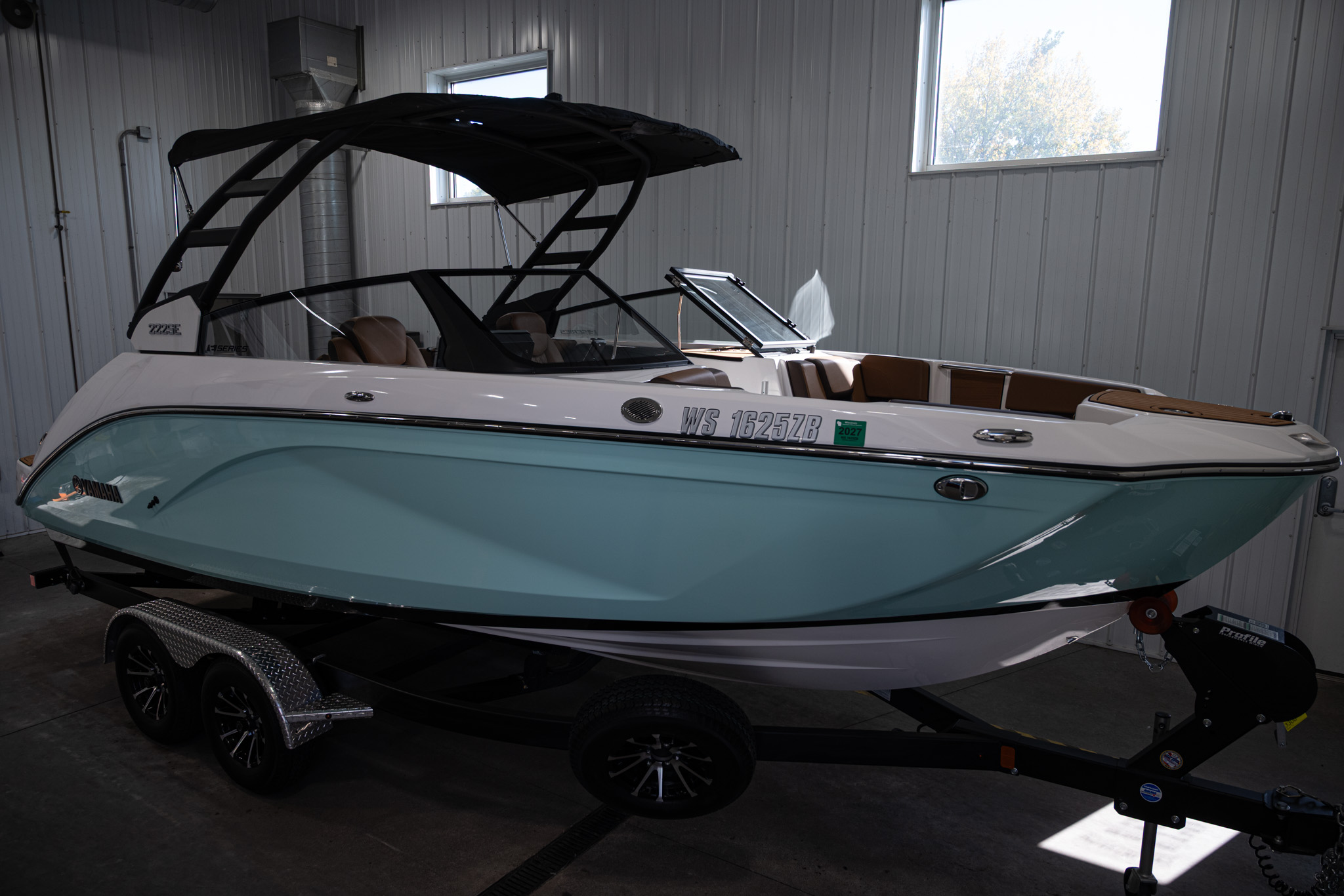 2024 Yamaha Boats 222SE BOAT
