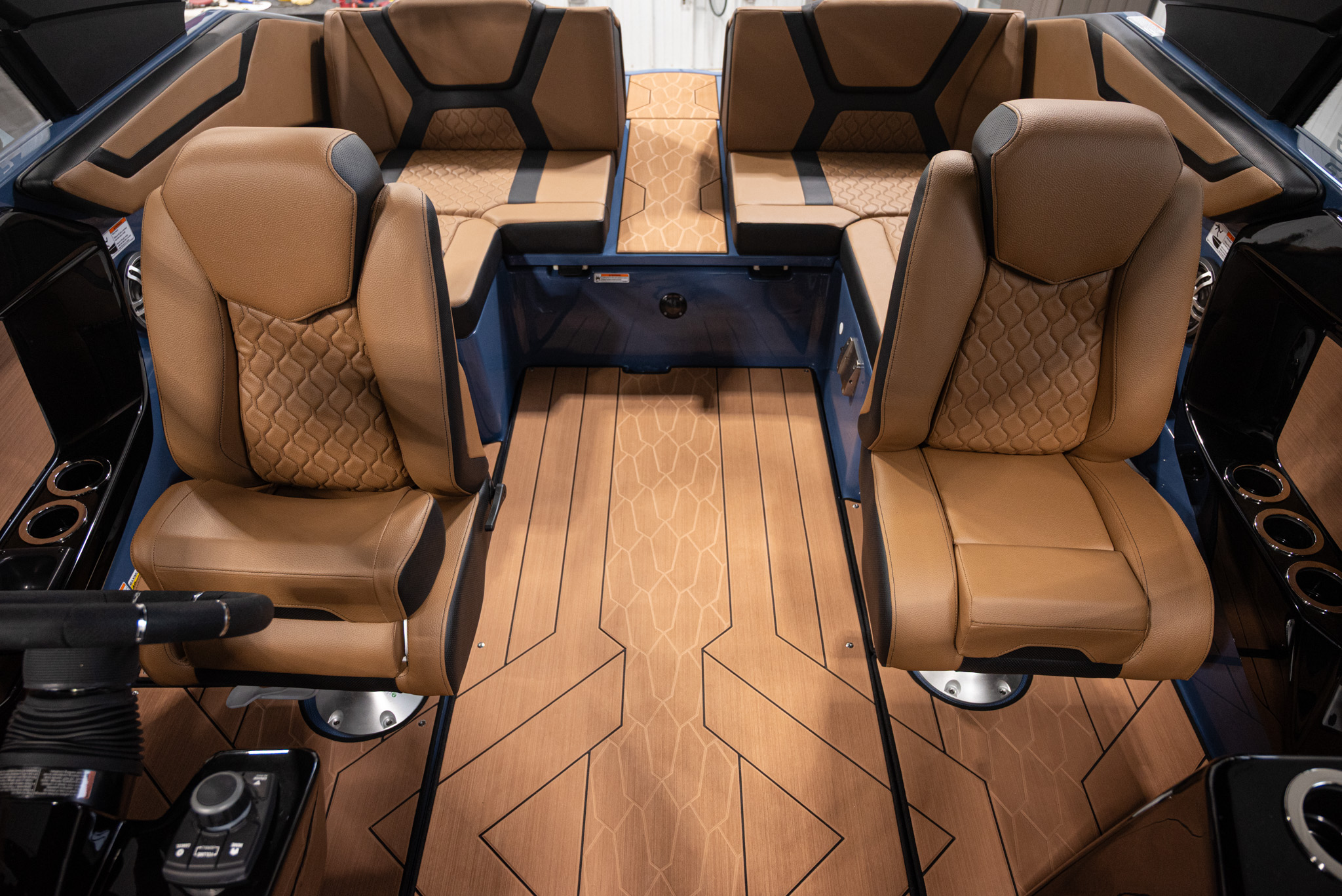 2026 Yamaha Boats 222XE BOAT